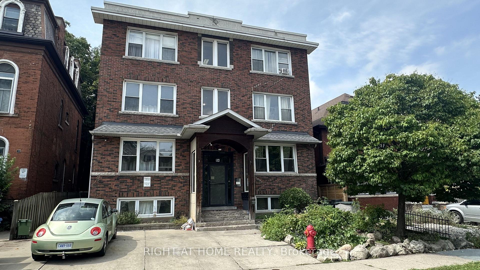 84 Proctor Boulevard Hamilton Ontario Canada Sale residential Nadia Cawley Right at Home Realty, Brokerage*