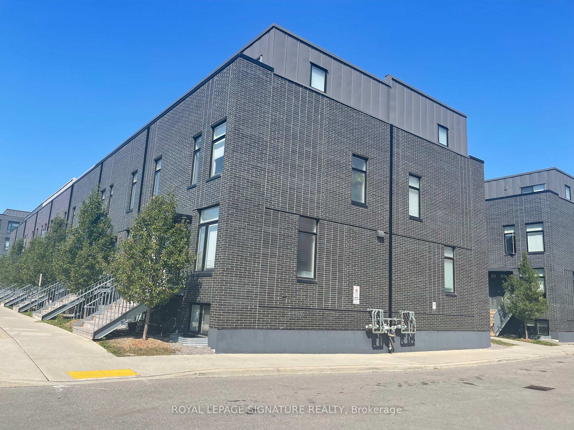 95A - 1760 Simcoe Street N Oshawa Ontario Canada Rent residential AIDEN RAD Royal LePage Signature Realty, Brokerage *