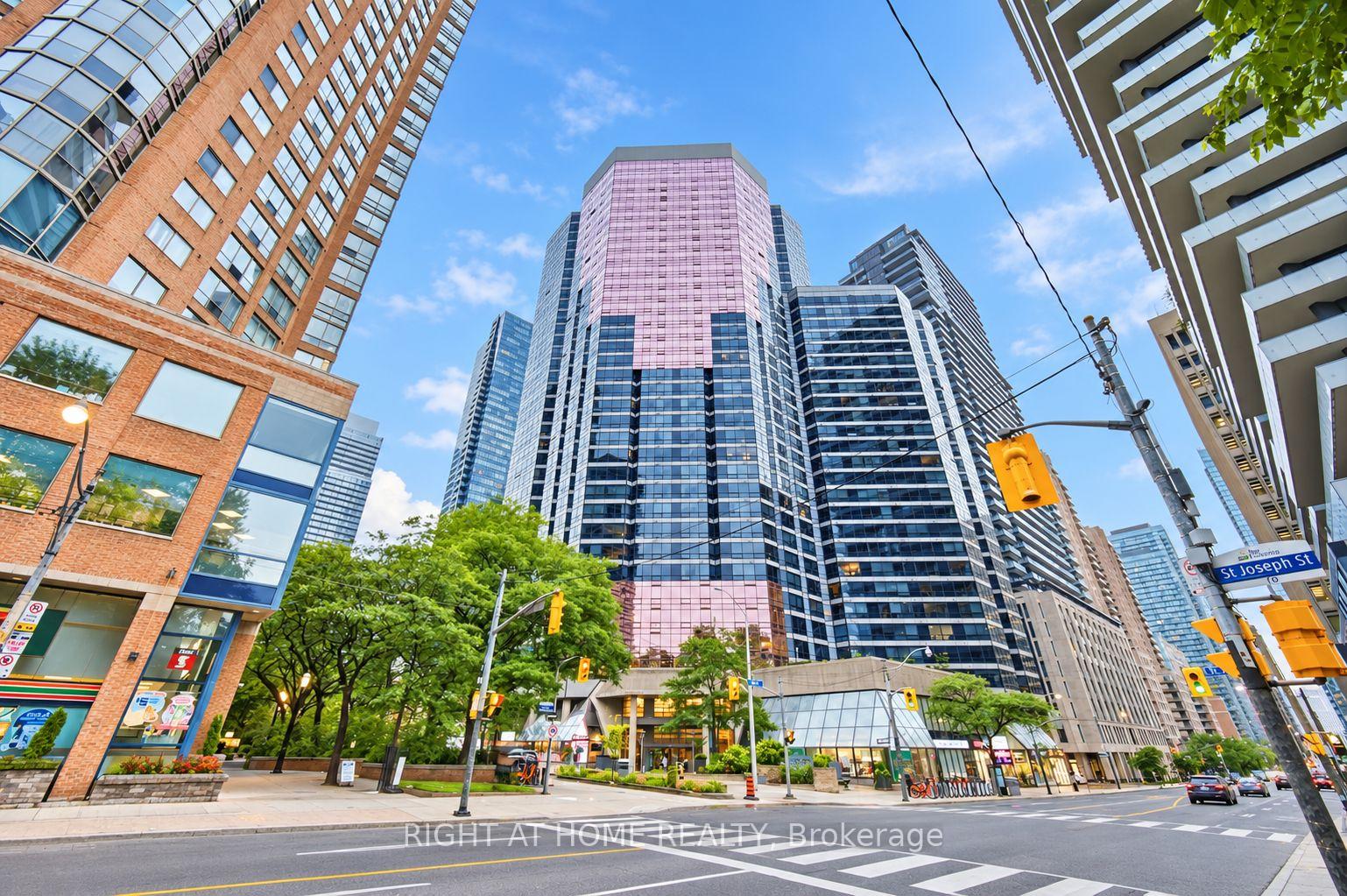 402 - 1001 Bay Street Toronto Ontario Canada Rent residential   HomeLife Top Star Realty Inc., Brokerage *