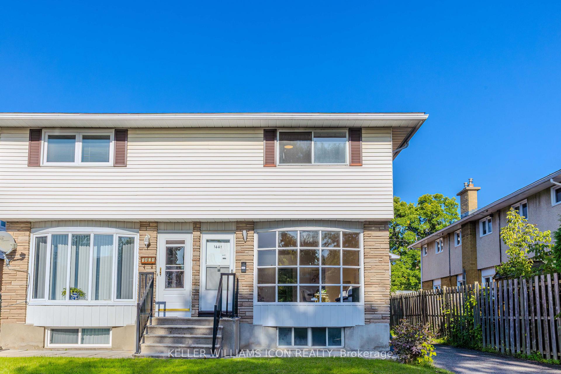 1441 Claymor Avenue Ottawa Ontario Canada Sale residential Christiane Lafleur RE/MAX HALLMARK REALTY GROUP Brokerage *