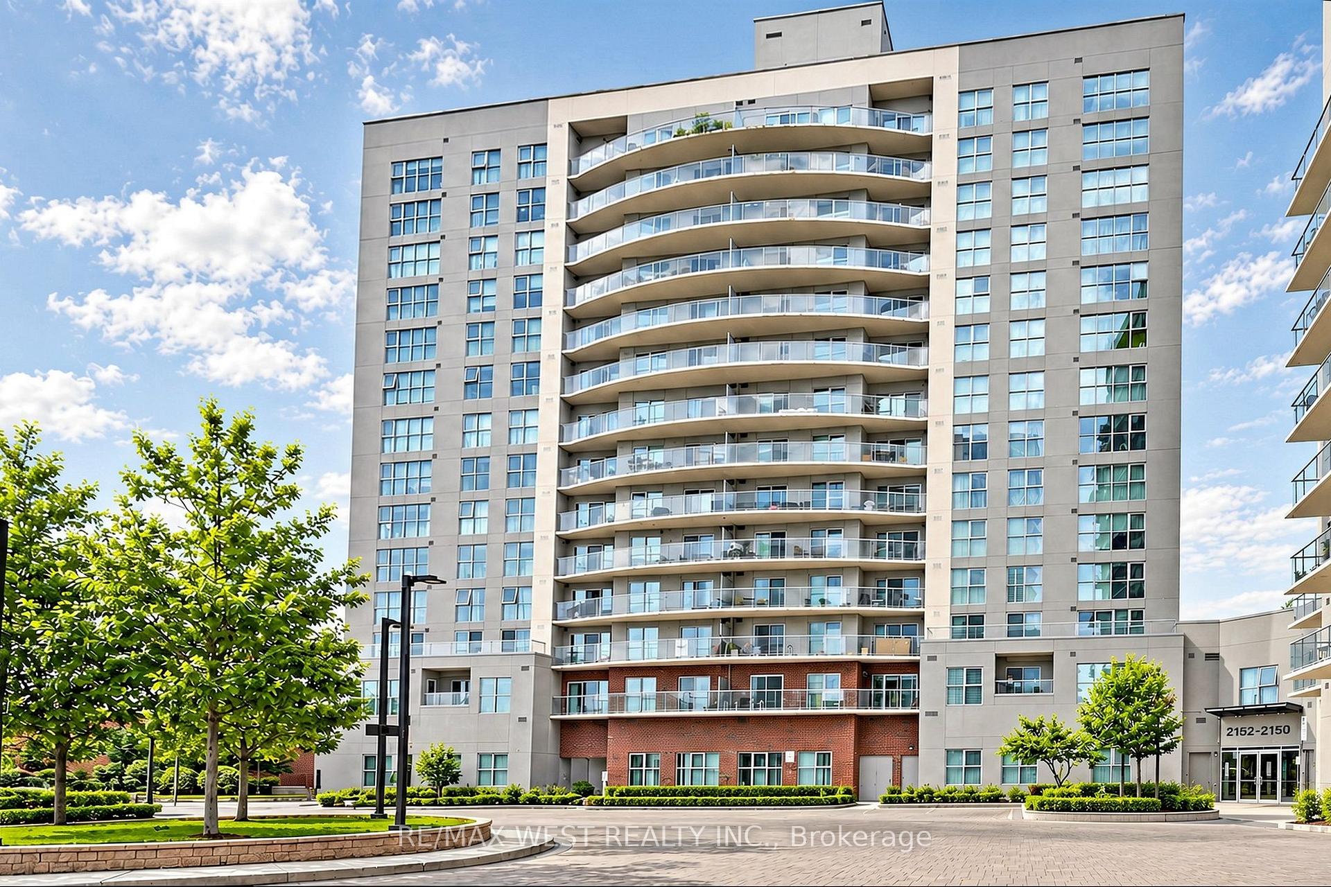 PH 04 - 2152 Lawrence Avenue Toronto Ontario Canada Sale residential Heather Mackenzie Skybound Realty, Brokerage