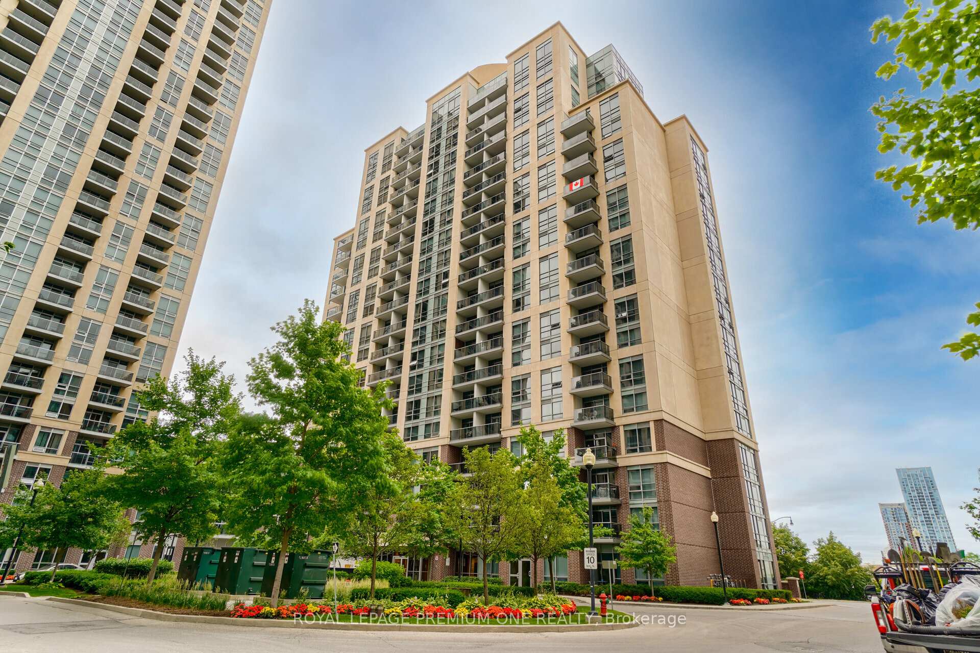 911 - 1 Michael Power Place Toronto Ontario Canada Rent residential Teresa Agostino Royal LePage Premium One Realty, Brokerage*