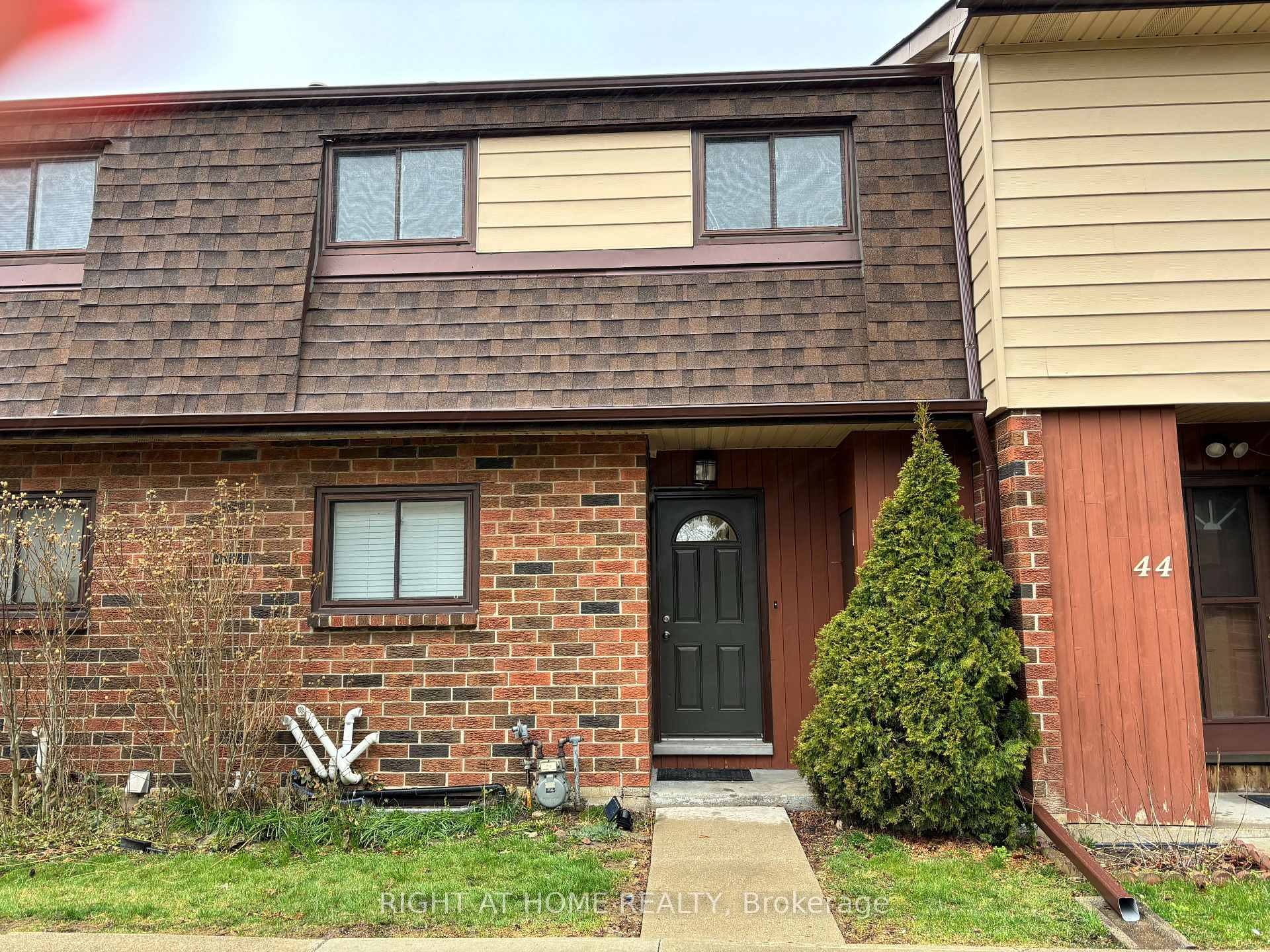 45 - 25 Garrow Drive Hamilton Ontario Canada Rent residential Anatoliy Rependa Right at Home Realty, Brokerage*