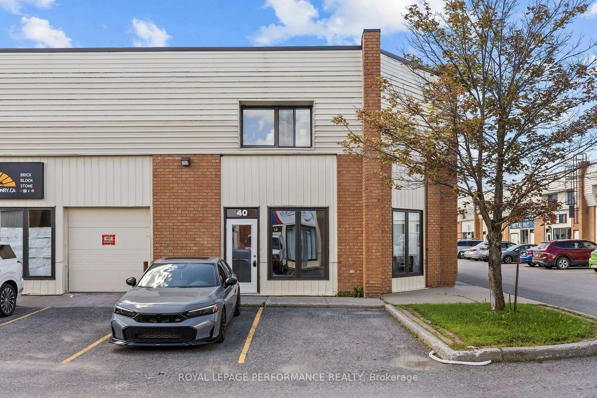40 - 5470 Canotek Road Ottawa Ontario Canada Sale commercial Angelika Rosato Right at Home Realty, Brokerage*