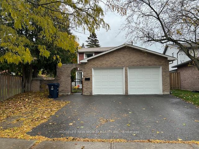 Main & 2nd Floo - 31 Wellpark Boulevard Toronto Ontario Canada Rent residential   HomeLife New World Realty Inc., Brokerage*