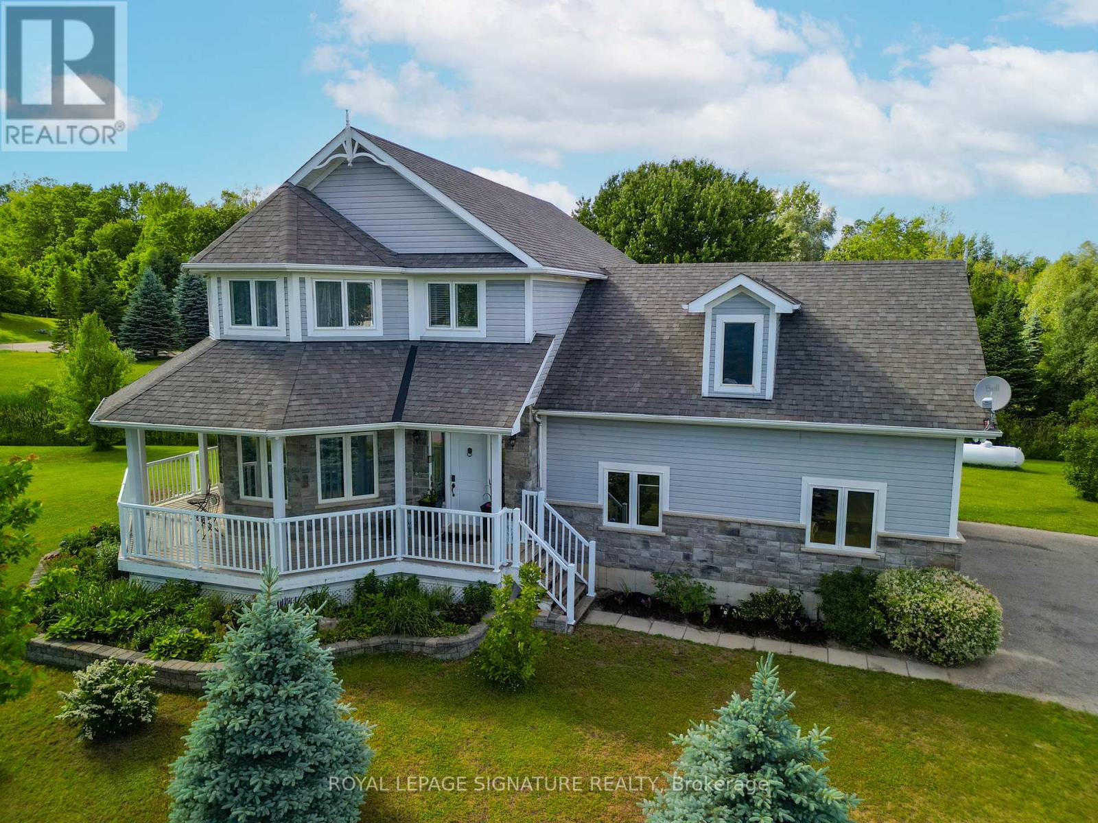 65 Cindy Lane Adjala-Tosorontio Ontario Canada Sale residential Alex and Harry Melconian Royal LePage Signature Realty, Brokerage *