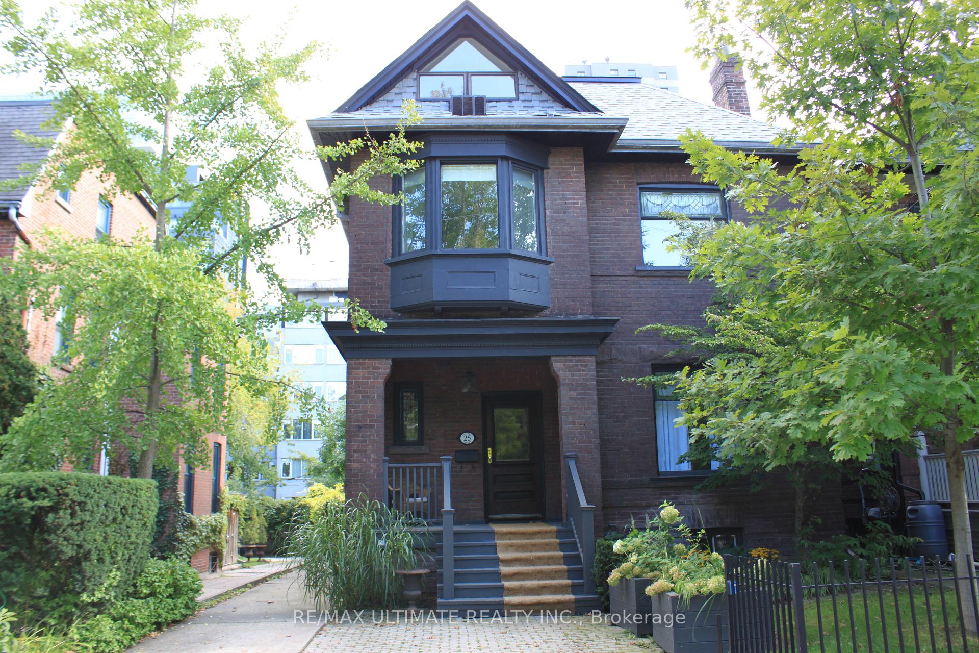 25 Chicora Avenue Toronto Ontario Canada Rent residential Welcome To Realtor Doctor RE/MAX Ultimate Realty Inc., Brokerage *