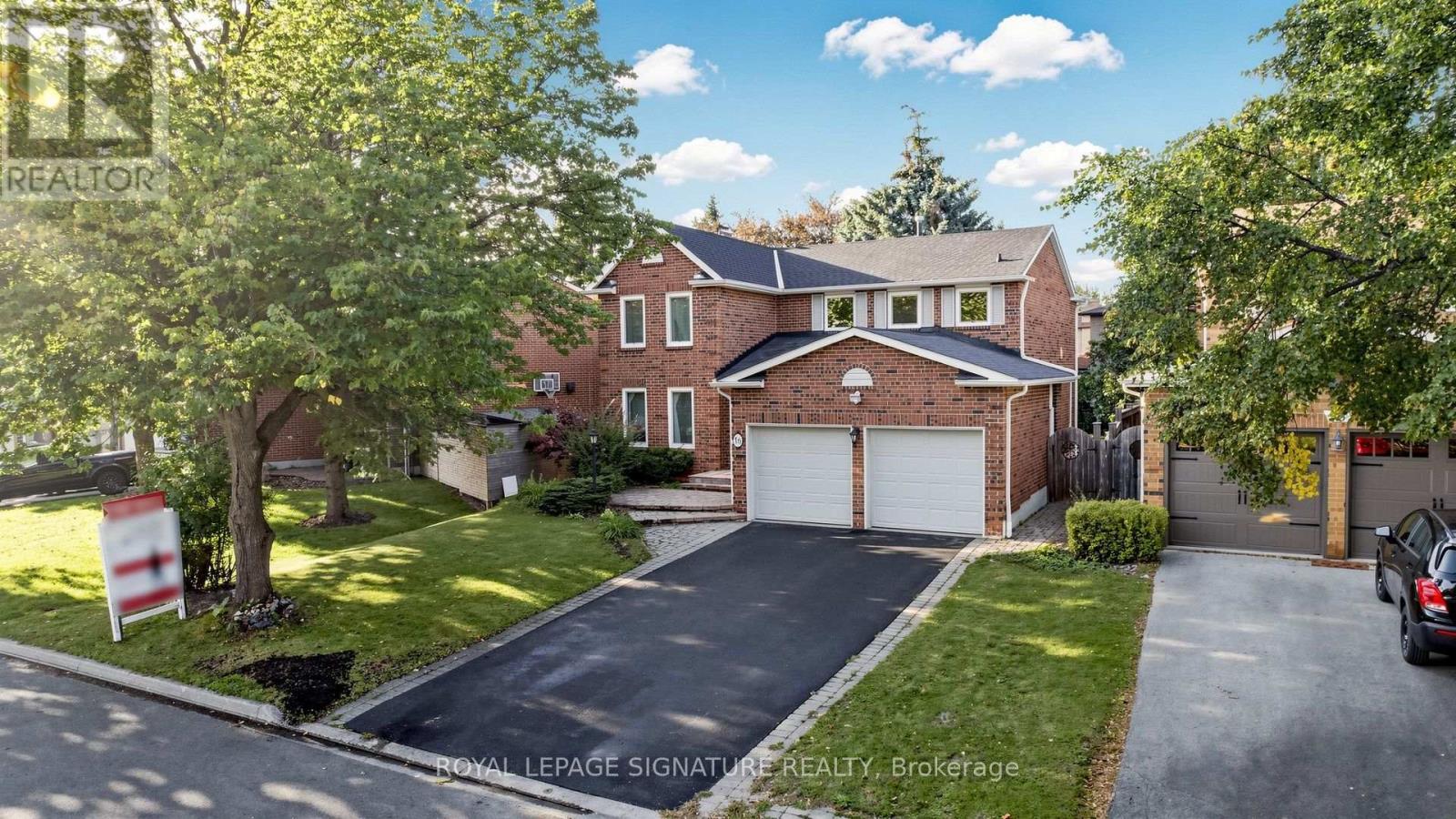 16 Meyer Circle Markham Ontario Canada Sale residential Alex and Harry Melconian Royal LePage Signature Realty, Brokerage *