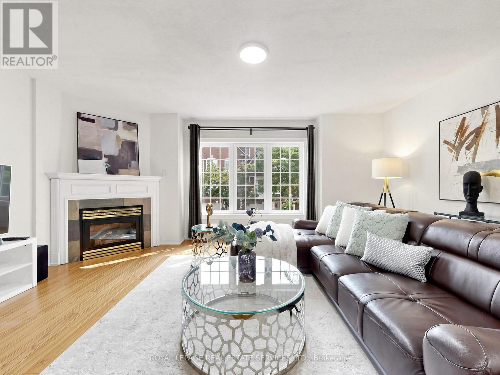 11 - 1575 South Parade Court Mississauga Ontario Canada Sale residential Sundeep Babbar Royal Lepage Certified Realty, Brokerage*