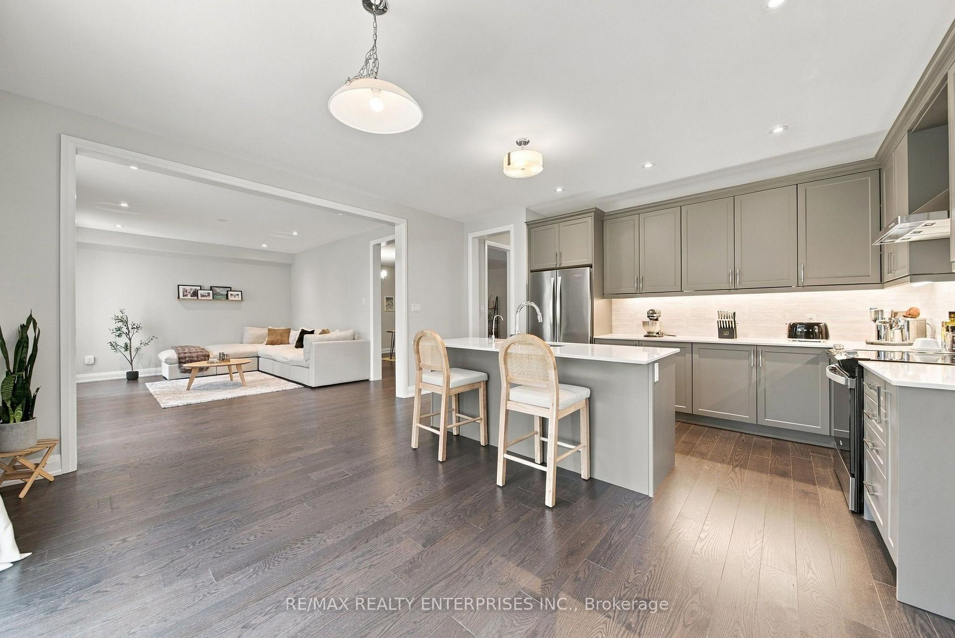 35 Sweet Cicely Street Springwater Ontario Canada Sale residential   RE/MAX Realty Enterprises Inc., Brokerage