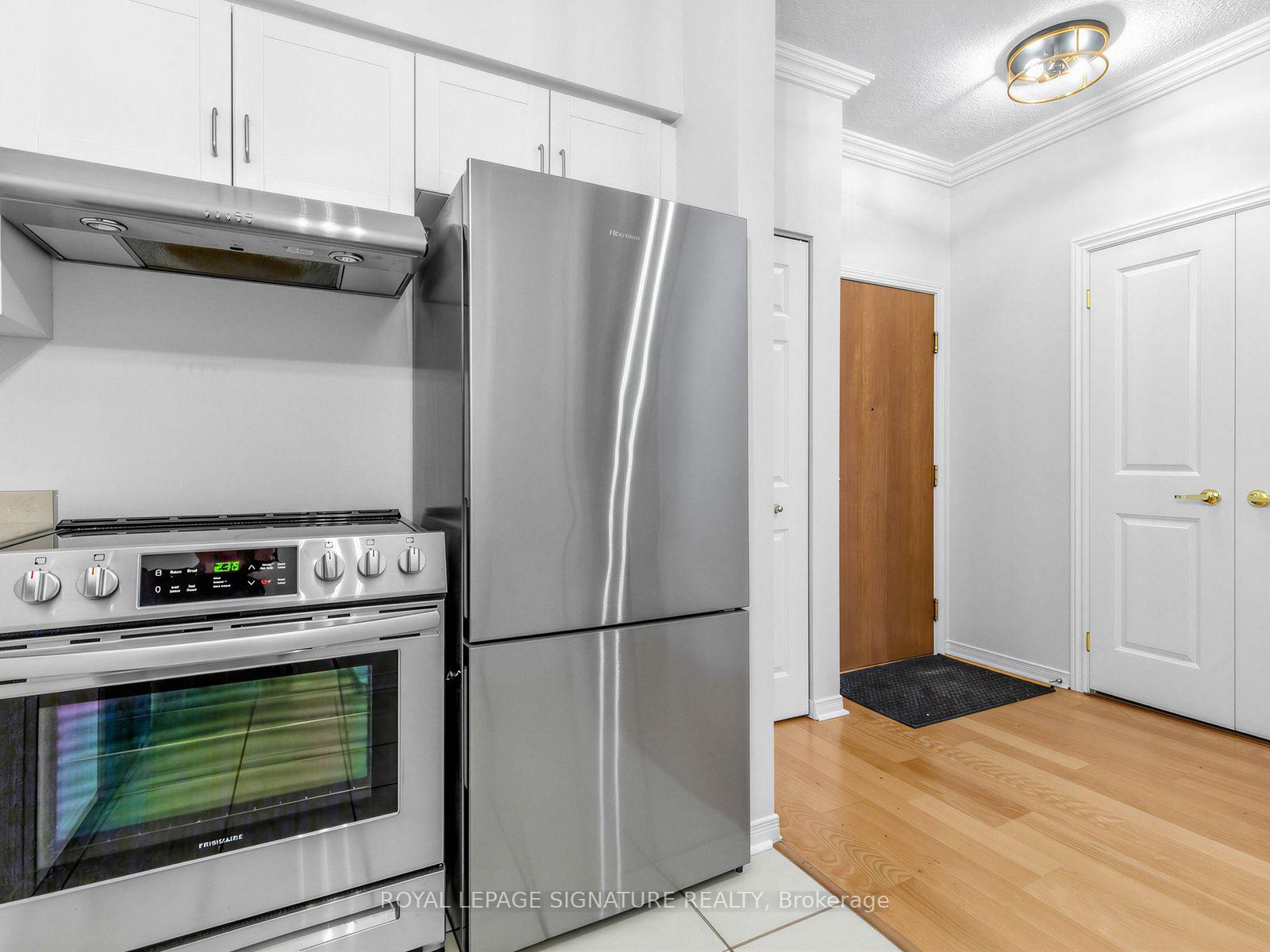 803 - 120 Lombard Street Toronto Ontario Canada Sale residential Alex and Harry Melconian Royal LePage Signature Realty, Brokerage *