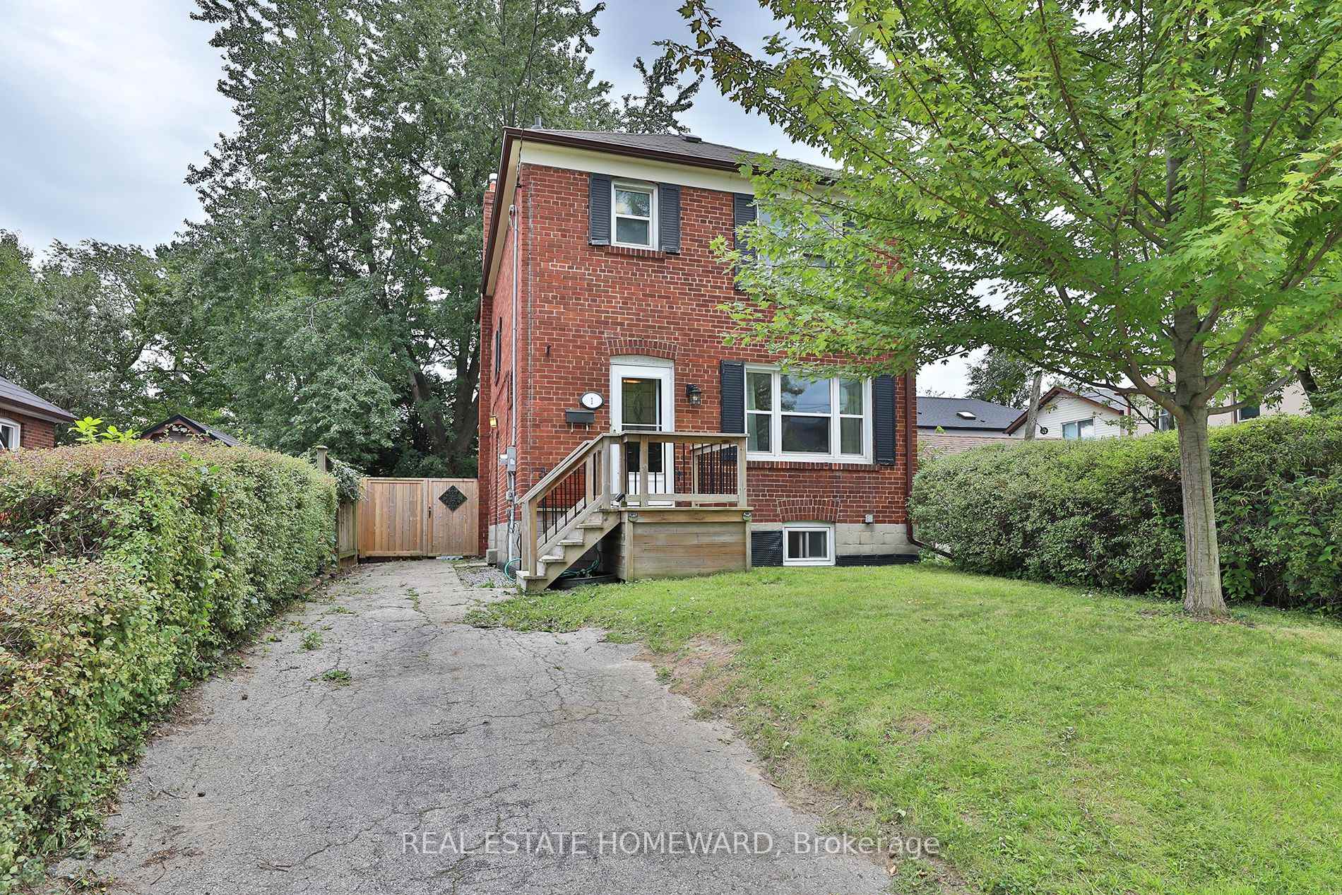 1 Pinegrove Avenue Toronto Ontario Canada Sale residential Heather Mackenzie Skybound Realty, Brokerage
