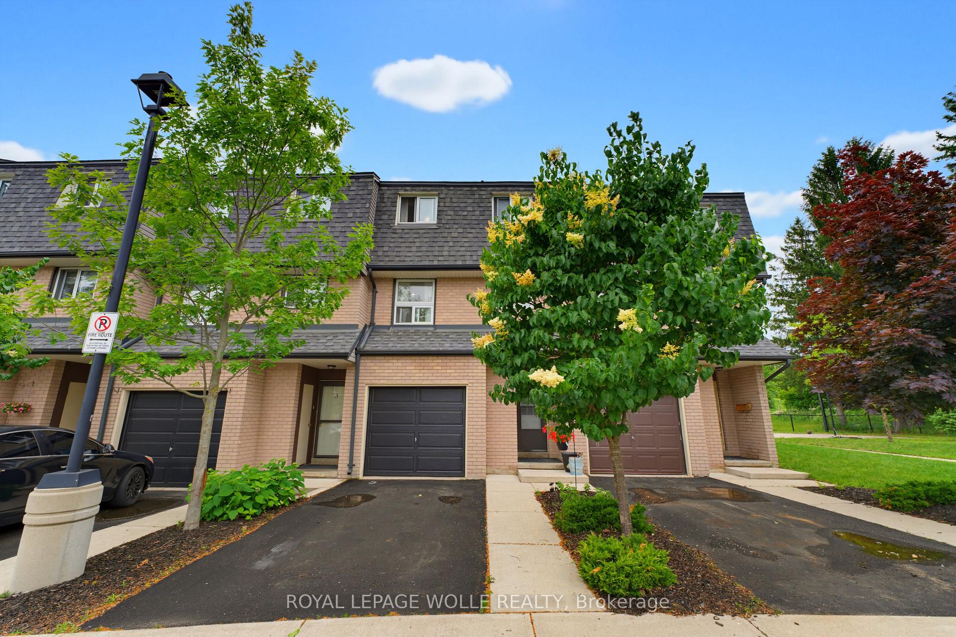 4 - 138 Blackhorne Drive Kitchener Ontario Canada Sale residential   TRI-CITY GOLD REALTY INC., BROKERAGE