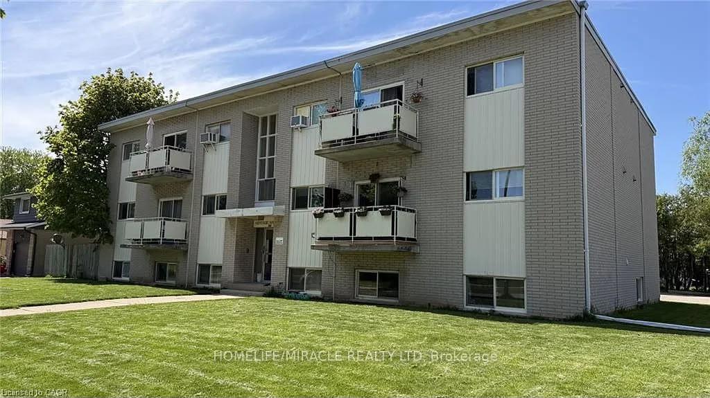 202 - 206 Indian Road Kitchener Ontario Canada Rent residential Pankaj Patel HomeLife/Miracle Realty Ltd., Brokerage *