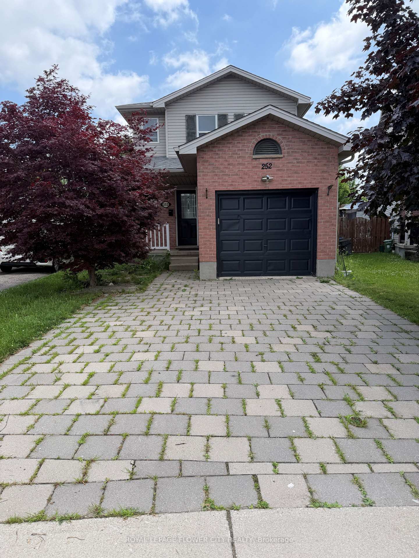 252 Simpson Crescent London East Ontario Canada Rent residential Abdul Mannan Mohammed Royal LePage Flower City Realty Inc., Brokerage*