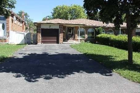 31 Manitou Crescent Brampton Ontario Canada Rent residential Shabbir Janmohamed Right at Home Realty, Brokerage*