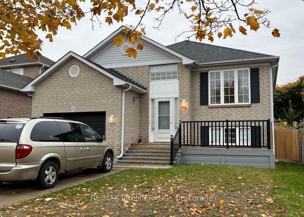 Main - 11 Draper Crescent Barrie Ontario Canada Rent residential Leo Falkovsky RE/MAX Hallmark Chay Realty Inc., Brokerage*