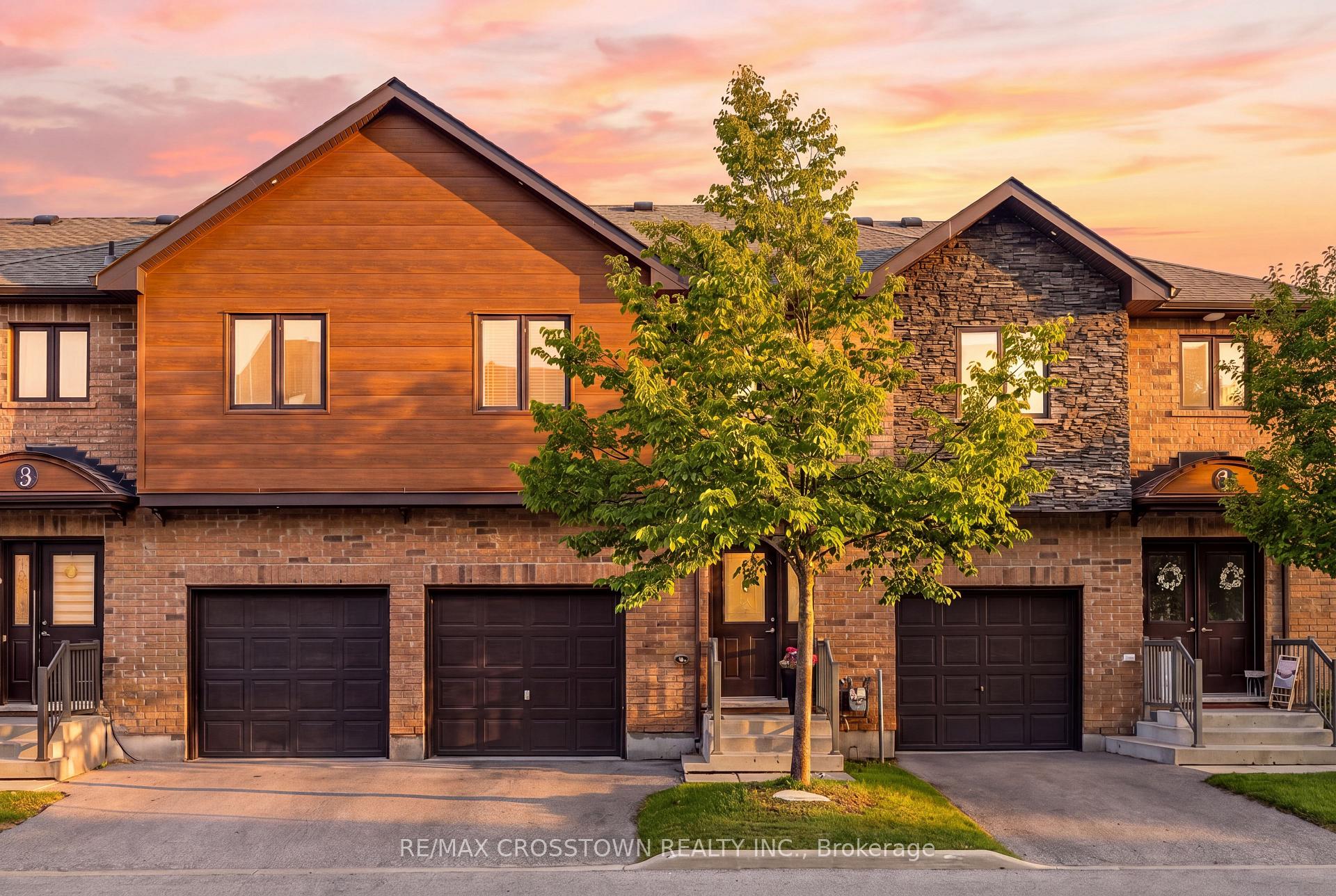 2 - 43 Madelaine Drive Barrie Ontario Canada Sale residential Leo Falkovsky RE/MAX Hallmark Chay Realty Inc., Brokerage*