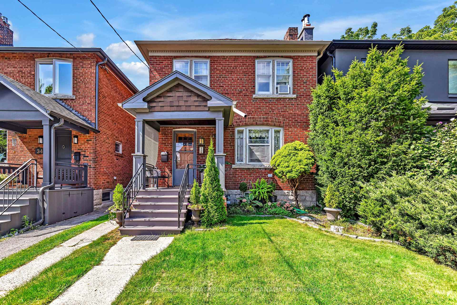 36 Hadley Road Toronto Ontario Canada Sale residential   MOVETA REALTY INC., Brokerage*