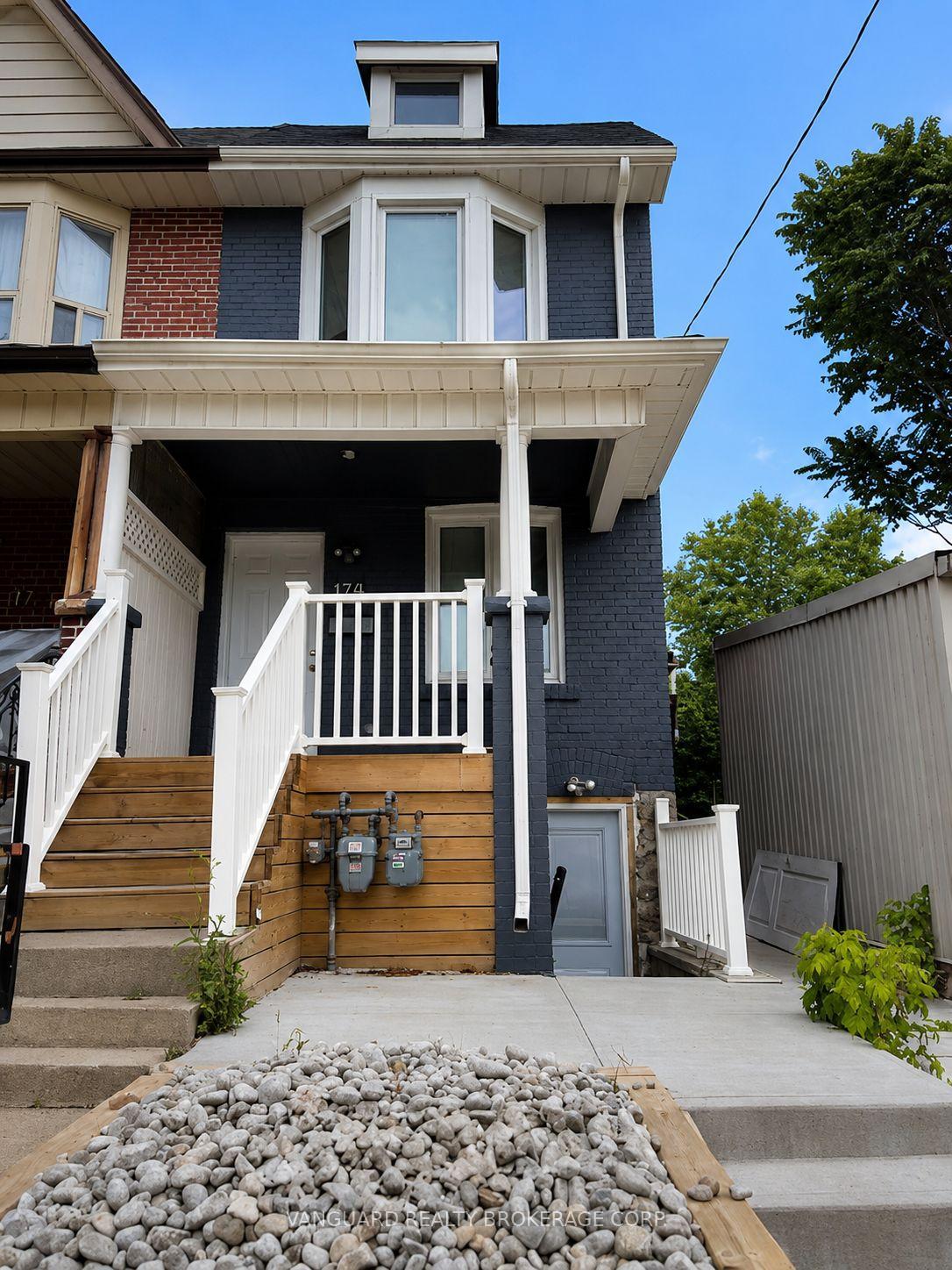 2nd Floor - 170 Yarmouth Road Toronto Ontario Canada Rent residential   MOVETA REALTY INC., Brokerage*