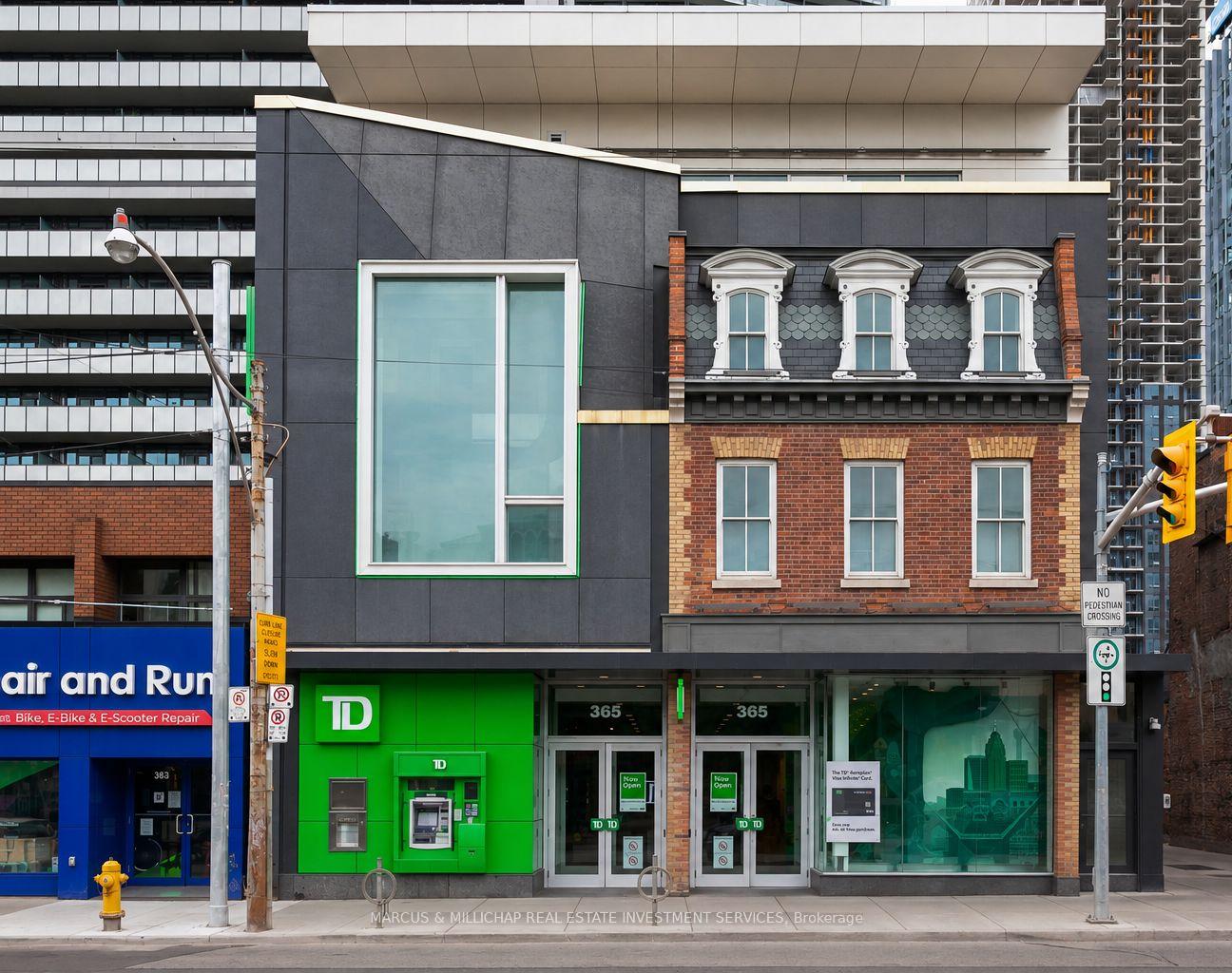 365 Queen Street W Toronto Ontario Canada Sale commercial Ali Zamani RE/MAX PREMIER INC. Brokerage*