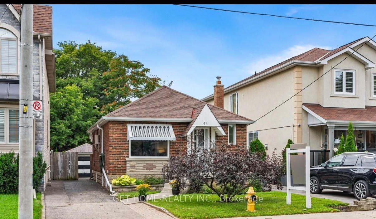 Basement - 44 St Hubert Avenue Toronto Ontario Canada Rent residential   Bruce Murray - Real Estate Homeward, Brokerage