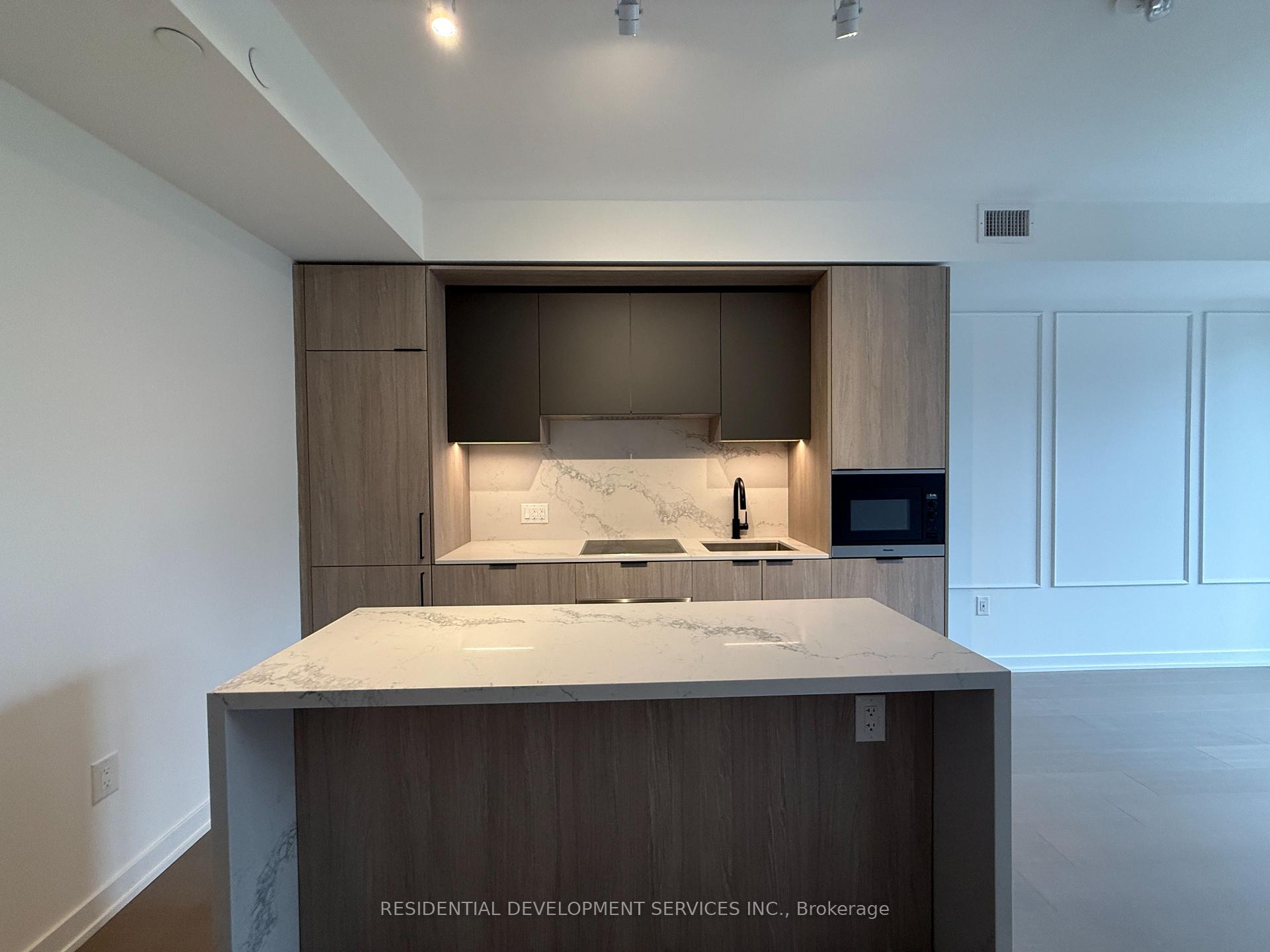 703 - 123 Portland Street, Toronto 2