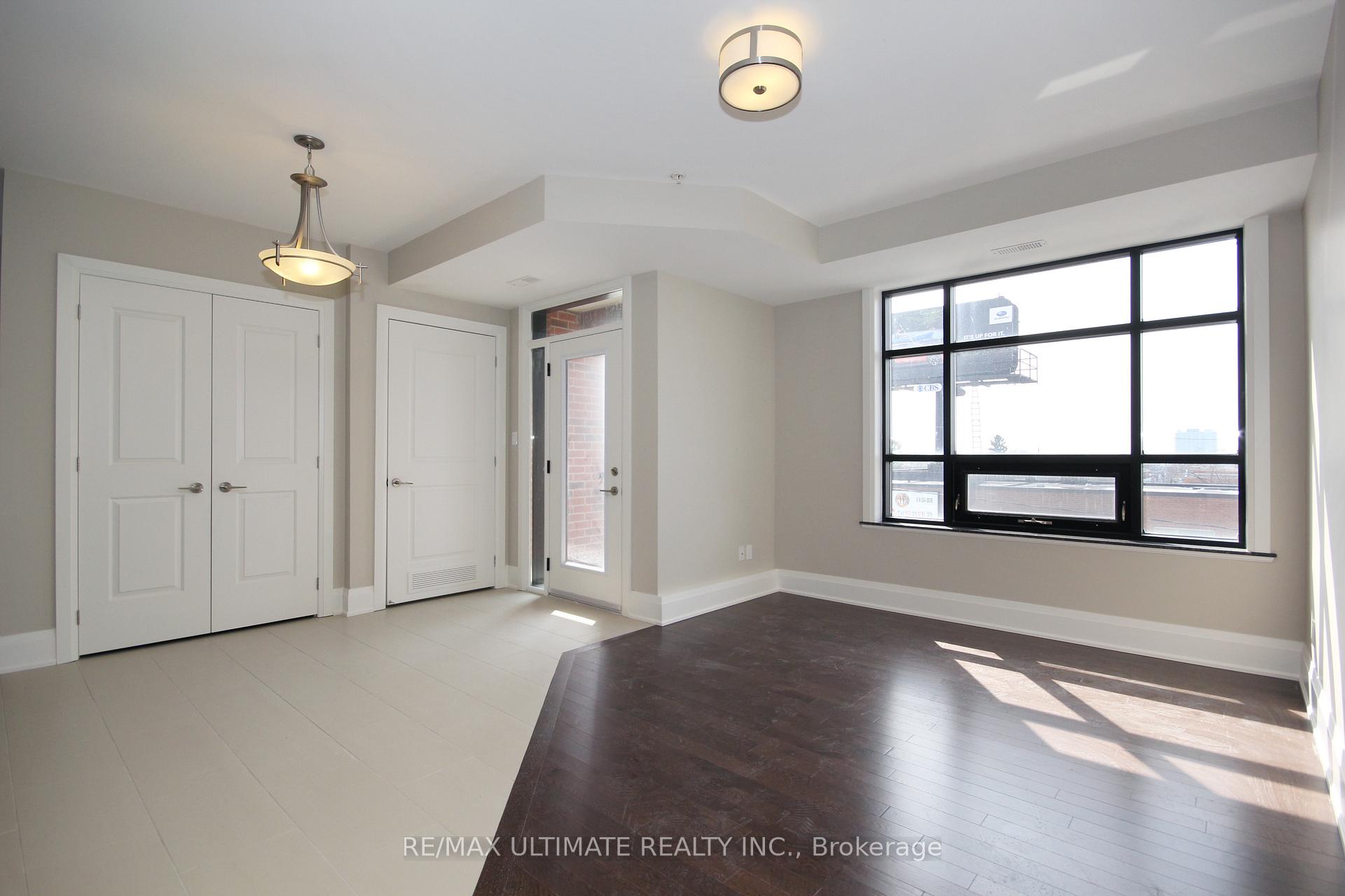 202 - 458 Oakwood Avenue, Toronto 4