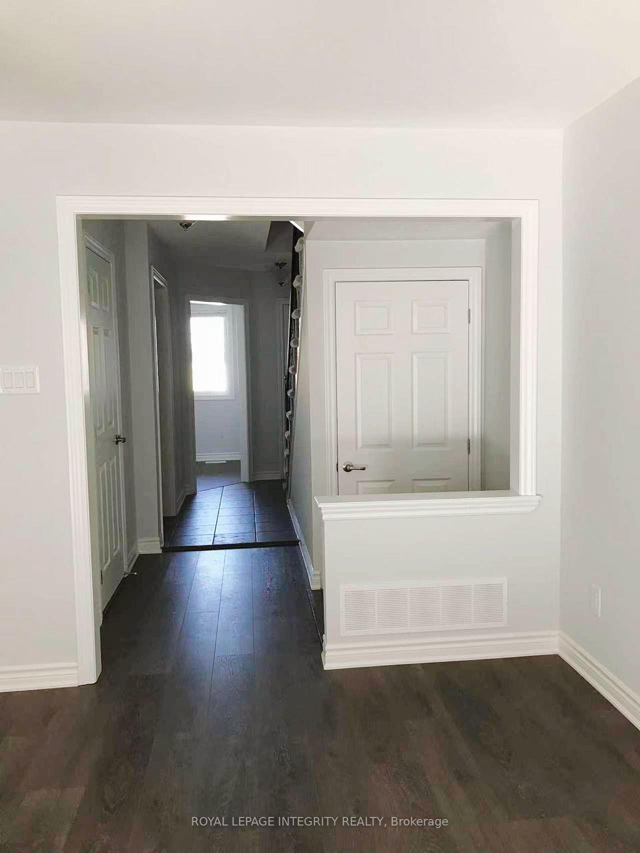 705 Logperch Circle, Ottawa 4