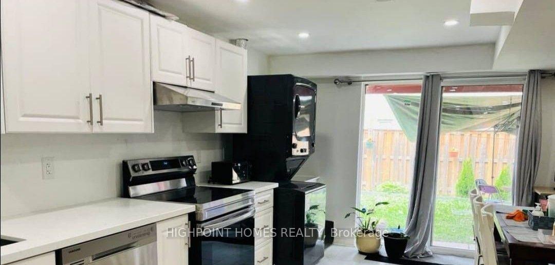 BSMT - 44 Lloydminster Avenue, Ajax 2