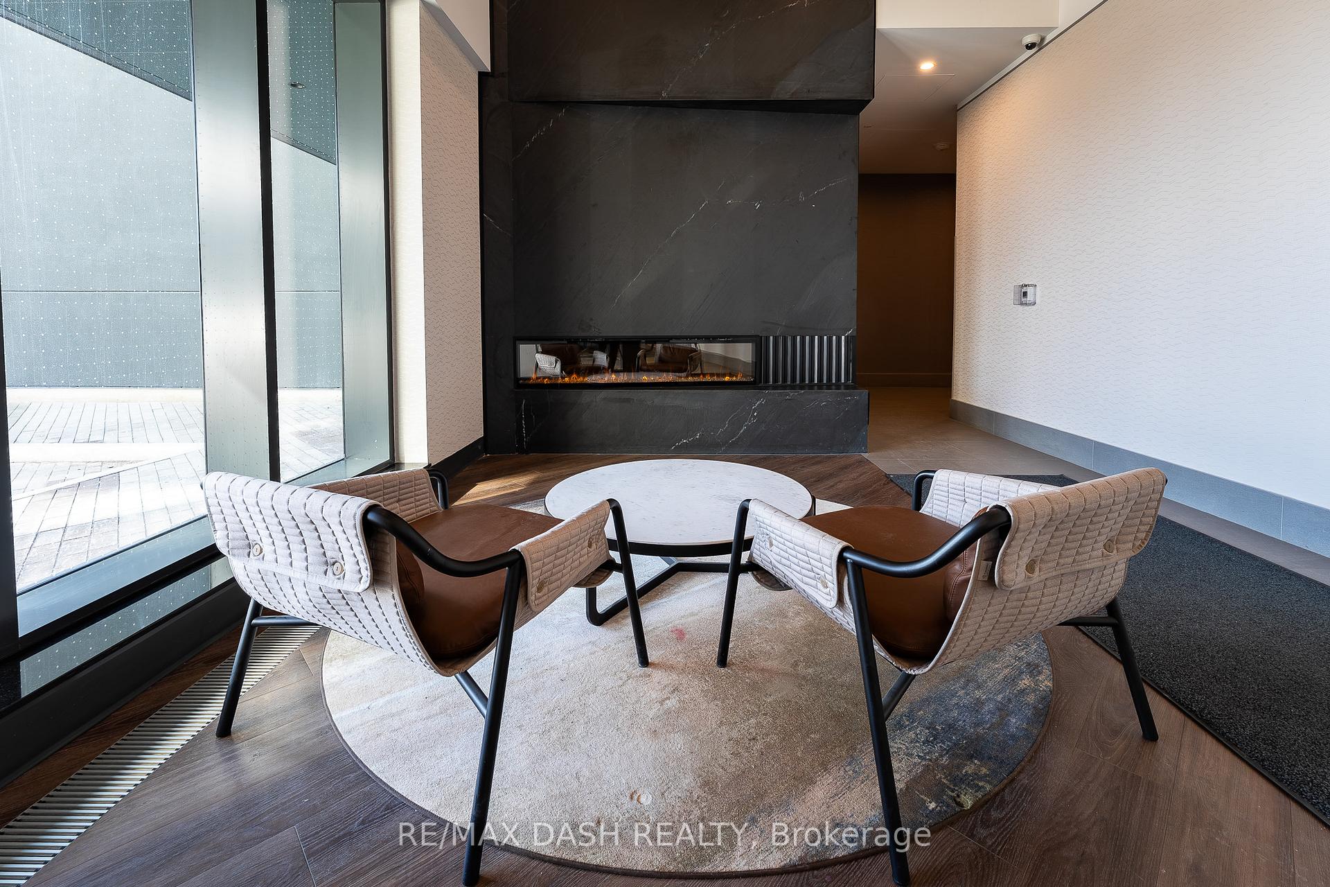 513 - 1007 THE QUEENSWAY Avenue, Toronto 2