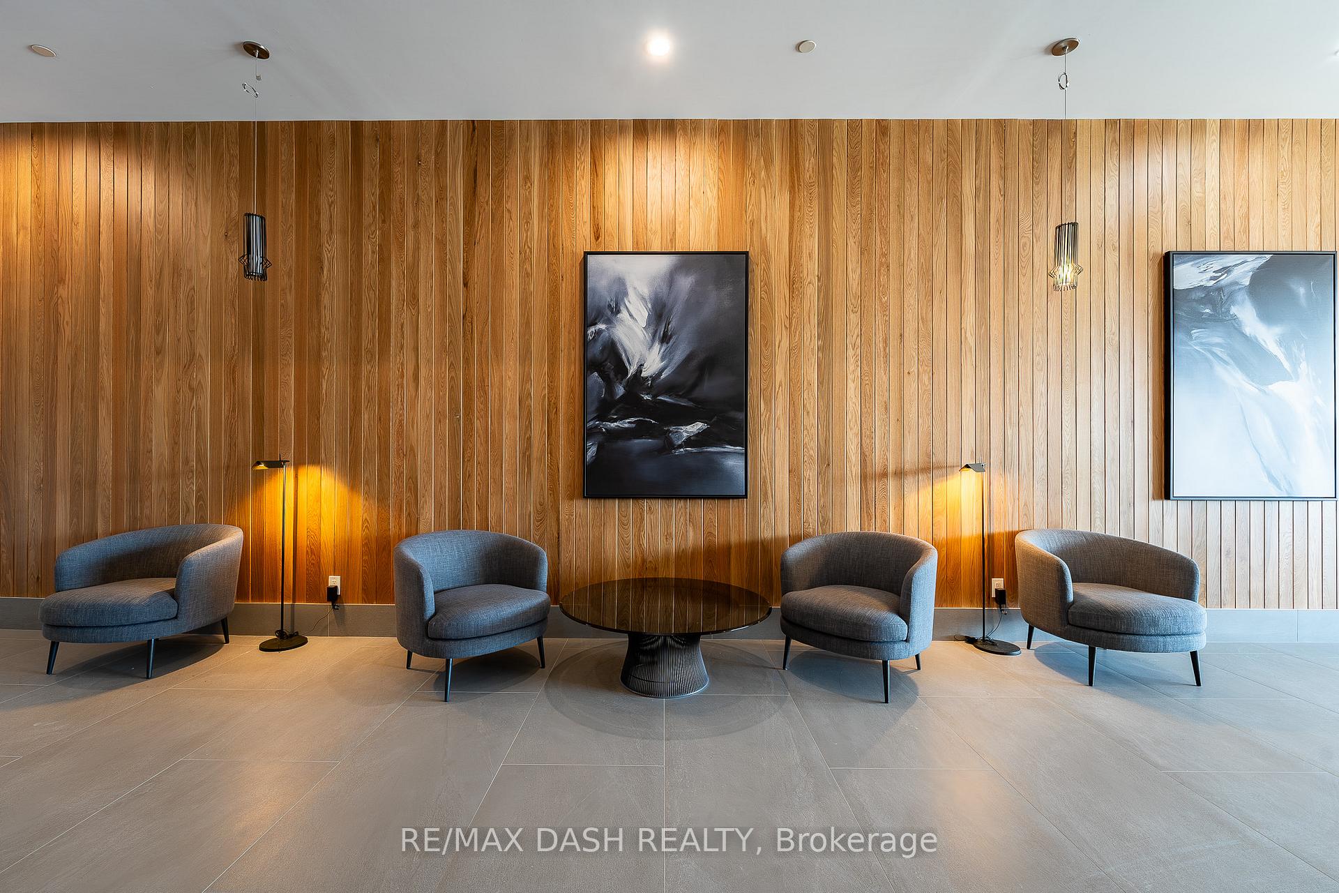 513 - 1007 THE QUEENSWAY Avenue, Toronto 4