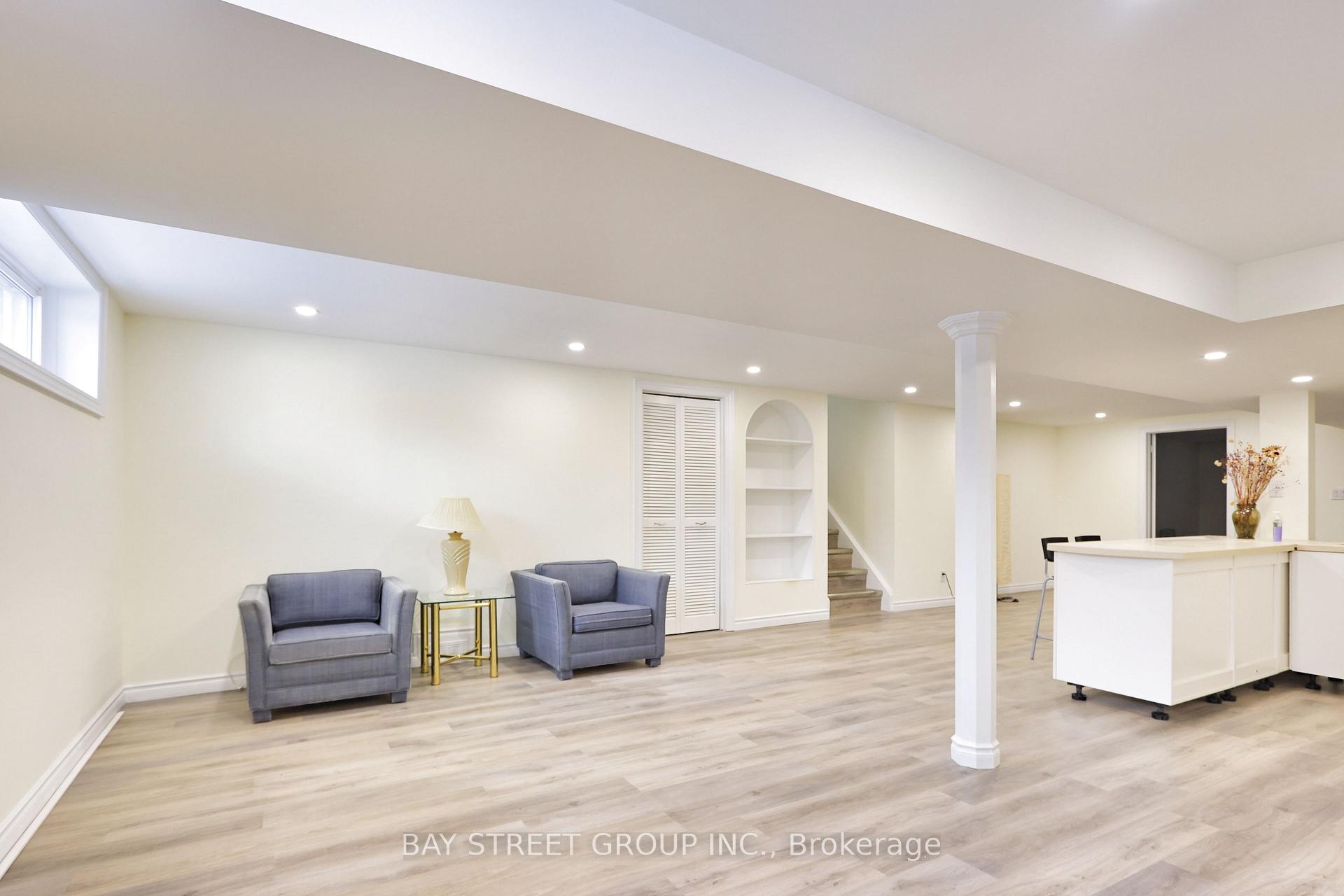 Bsmt - 22 Wardencourt Drive, Toronto 5