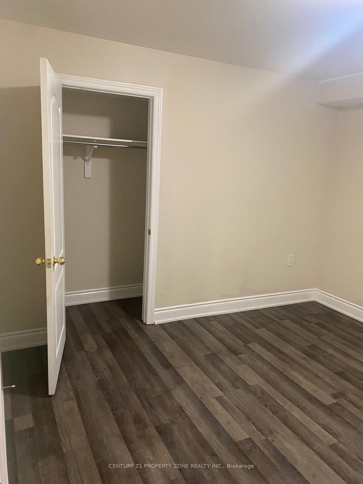 Basement room - 7 Blackstone River Drive, Brampton 4