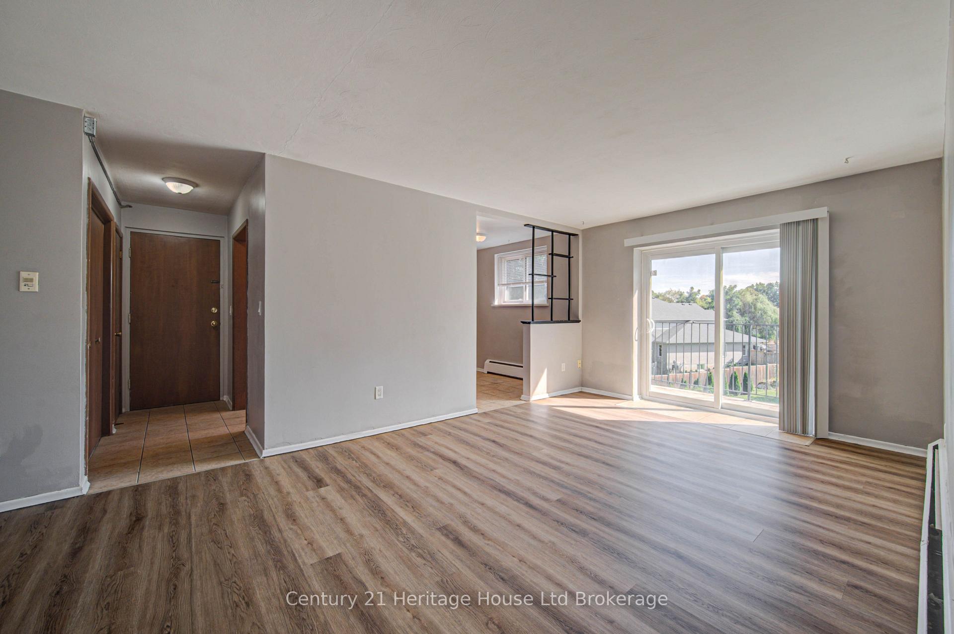 401 - 770 Hughson Street, Woodstock 3