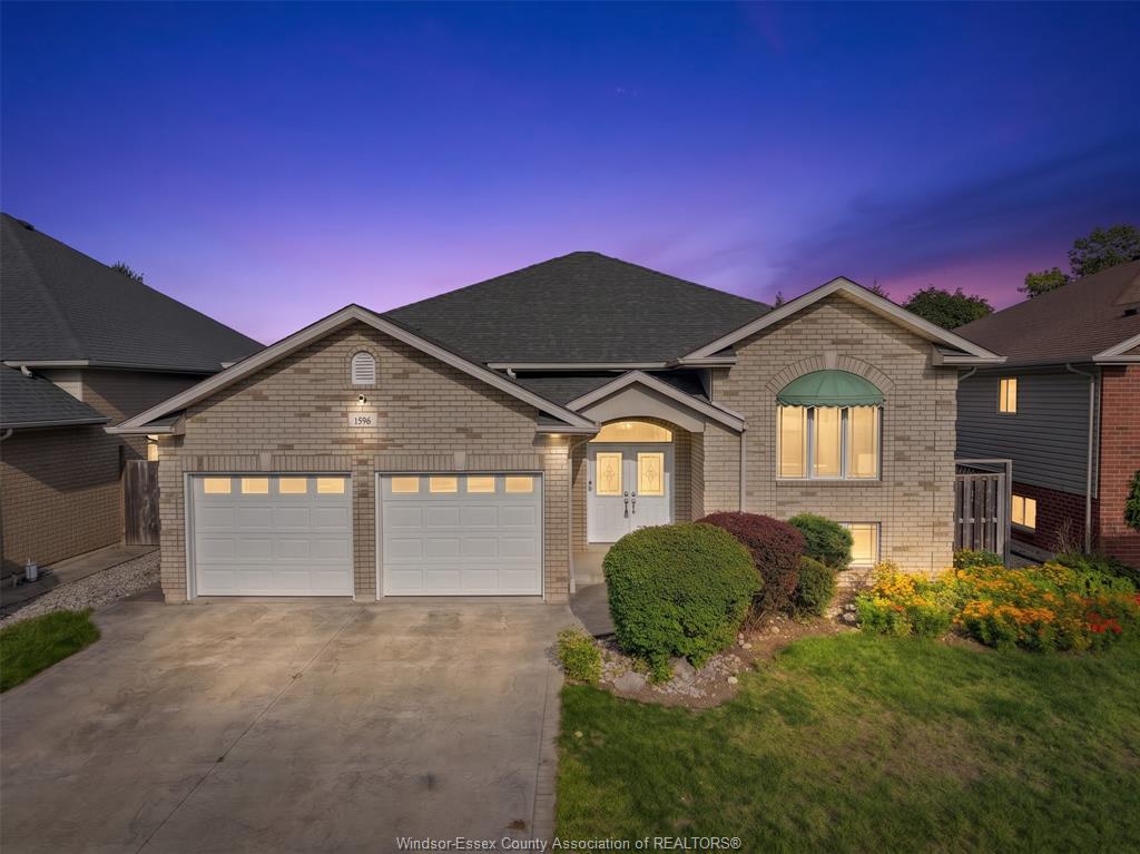 1596 MORNINGSTAR Avenue Windsor Ontario Canada Sale residential   HomeLife Gold Star Realty Inc., Brokerage