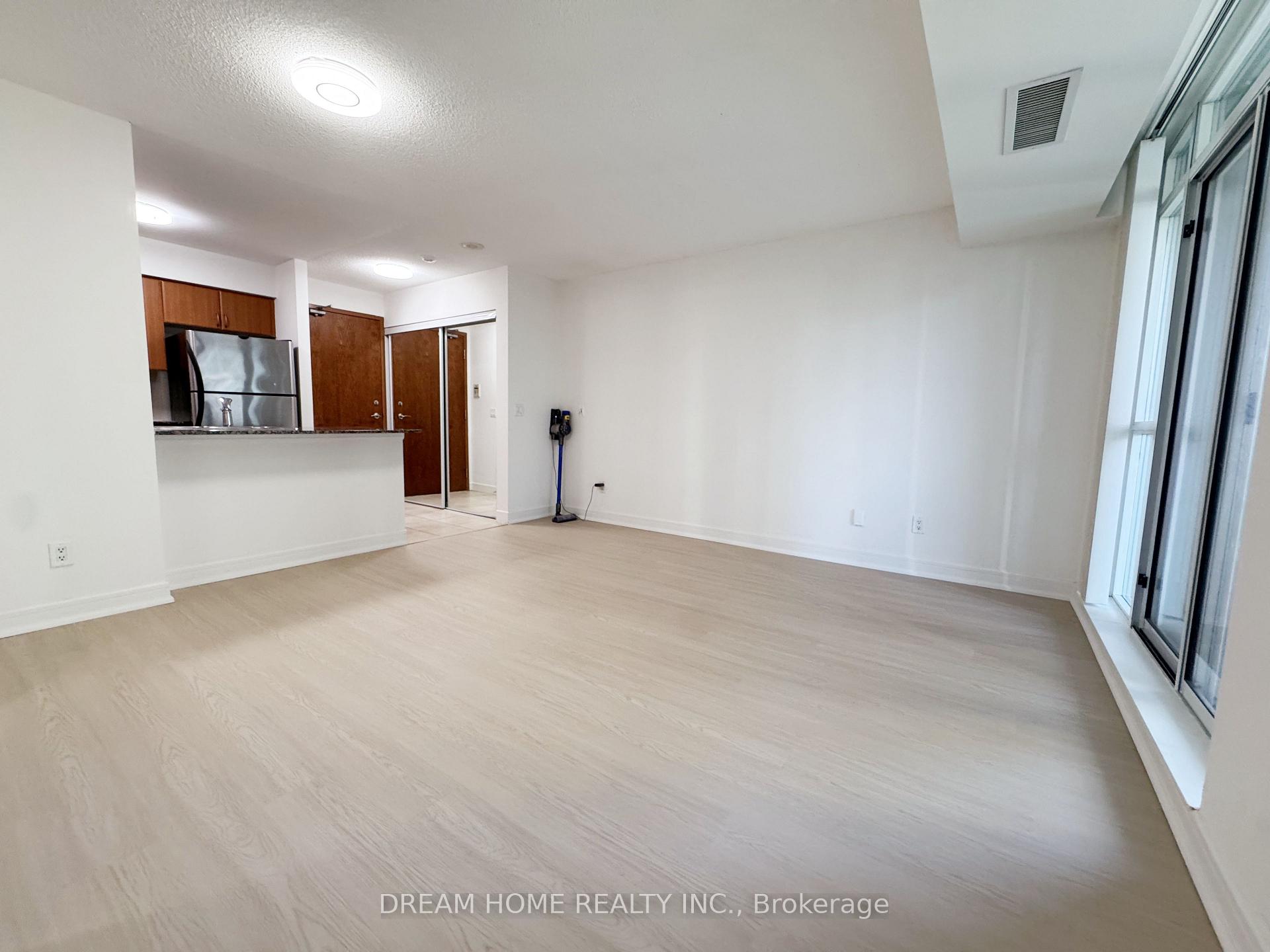 605 - 35 Bales Avenue, Toronto 3