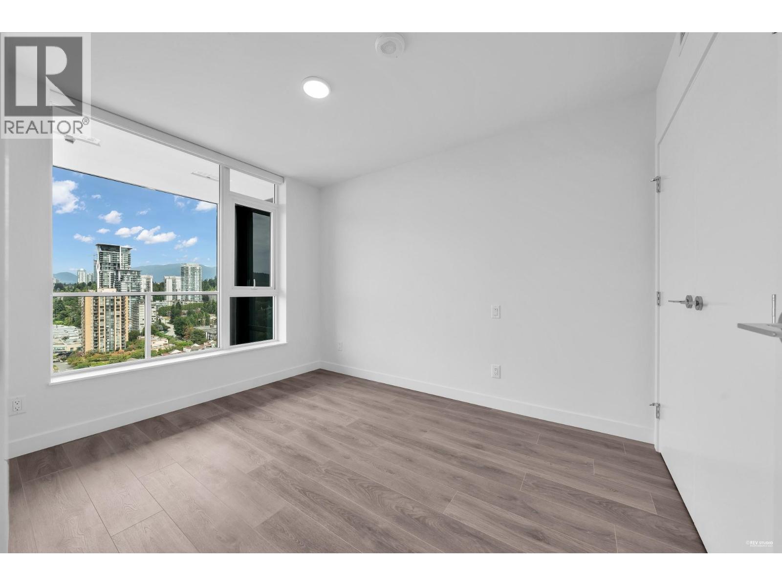 21XX 318 ALDERSON AVENUE, Coquitlam 4