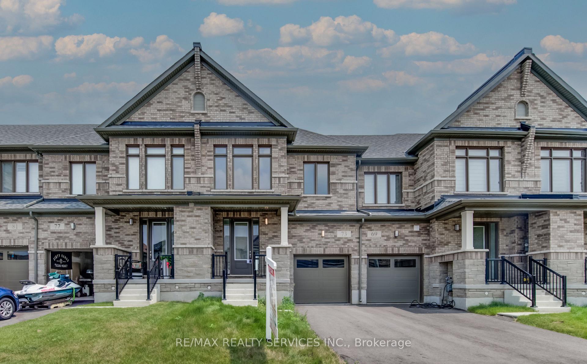 73 Prince Phillip Boulevard, North Dumfries 2