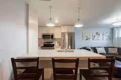 Lower - 81 Erie Street, Toronto 4