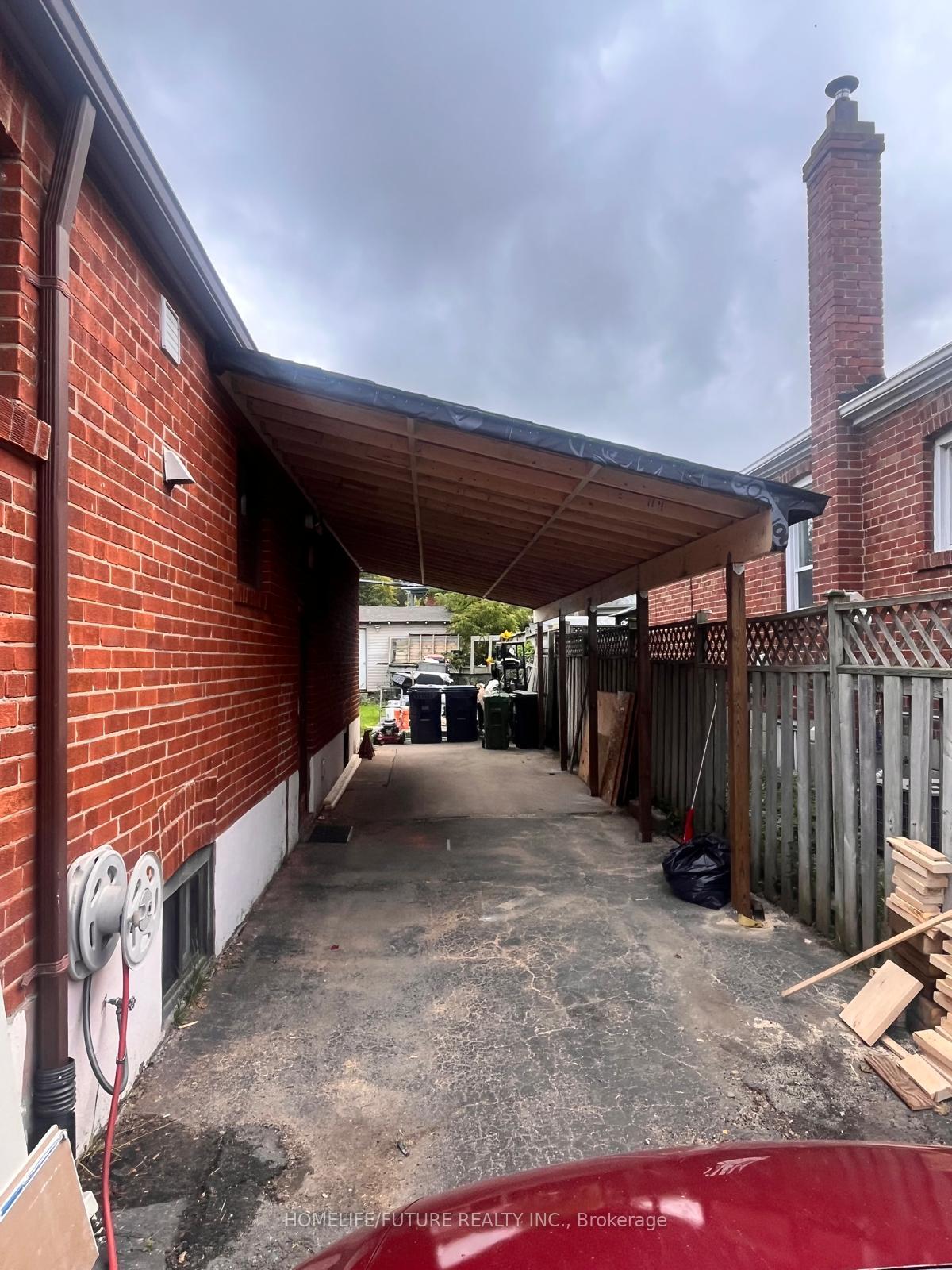 Bsmt - 229 Flora Drive, Toronto 2