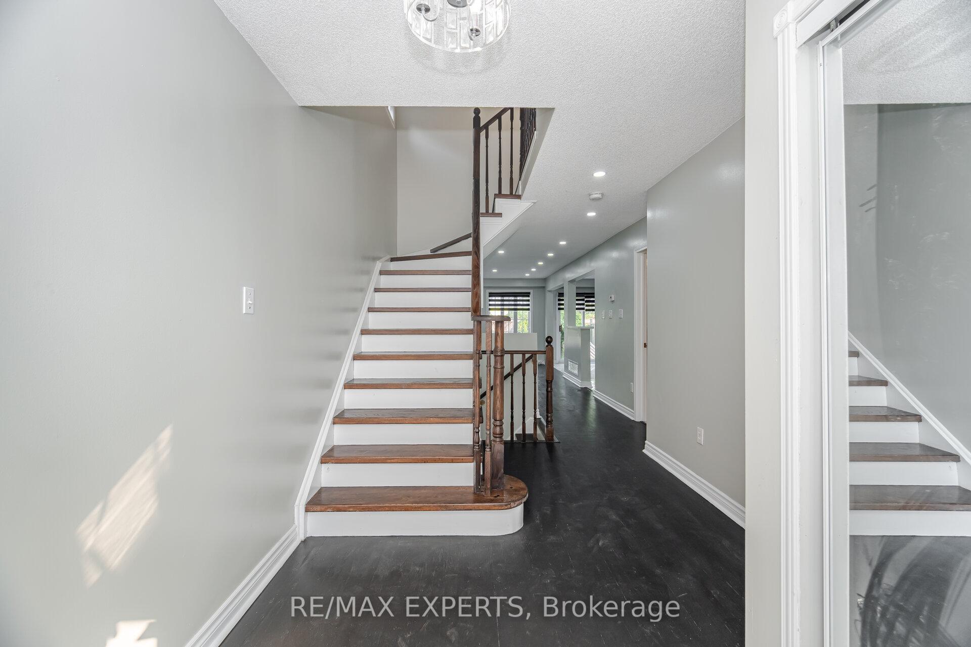 82 Twin Pines Crescent, Brampton 5