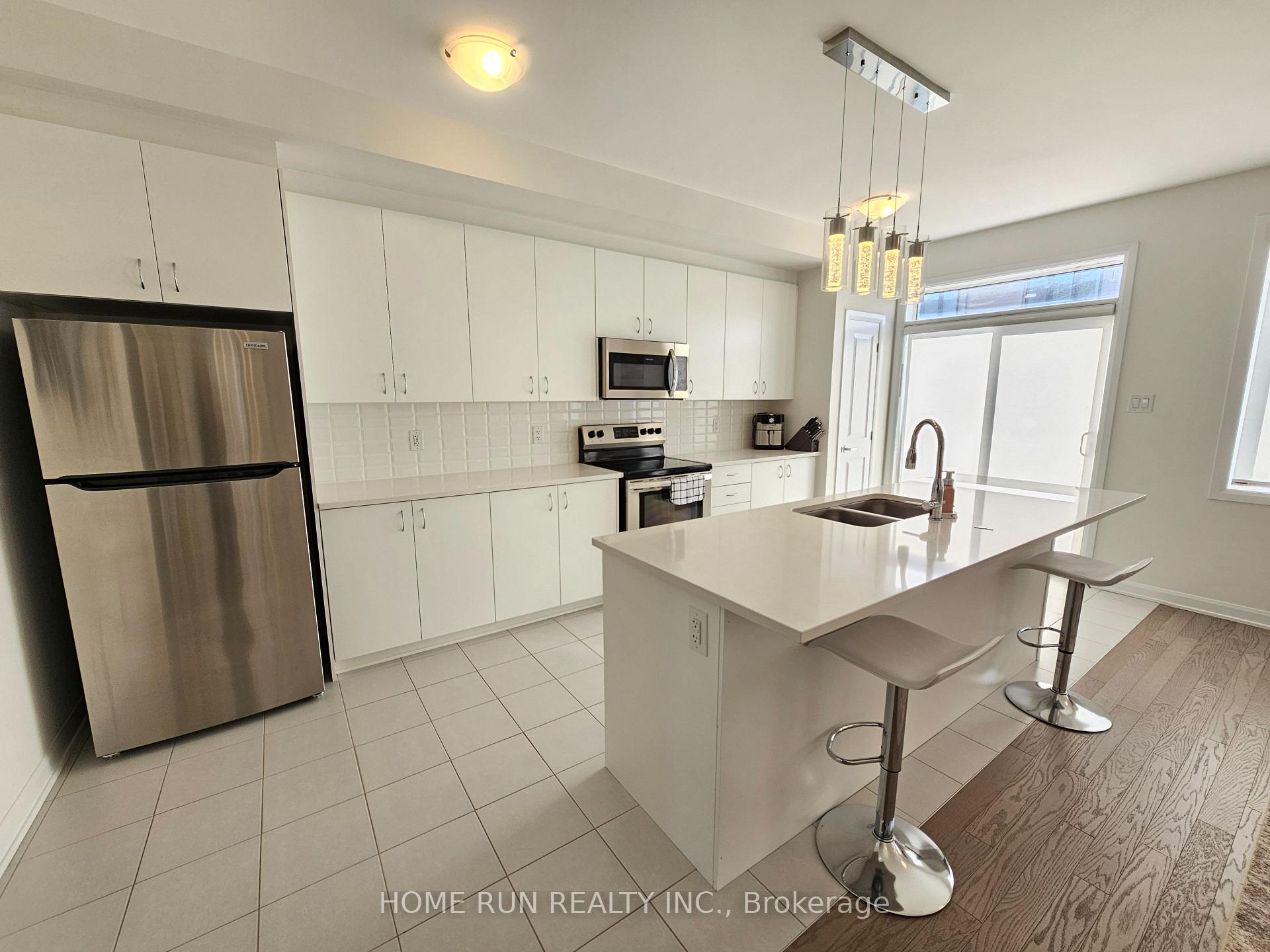 231 Tullaghan Heights, Ottawa 5