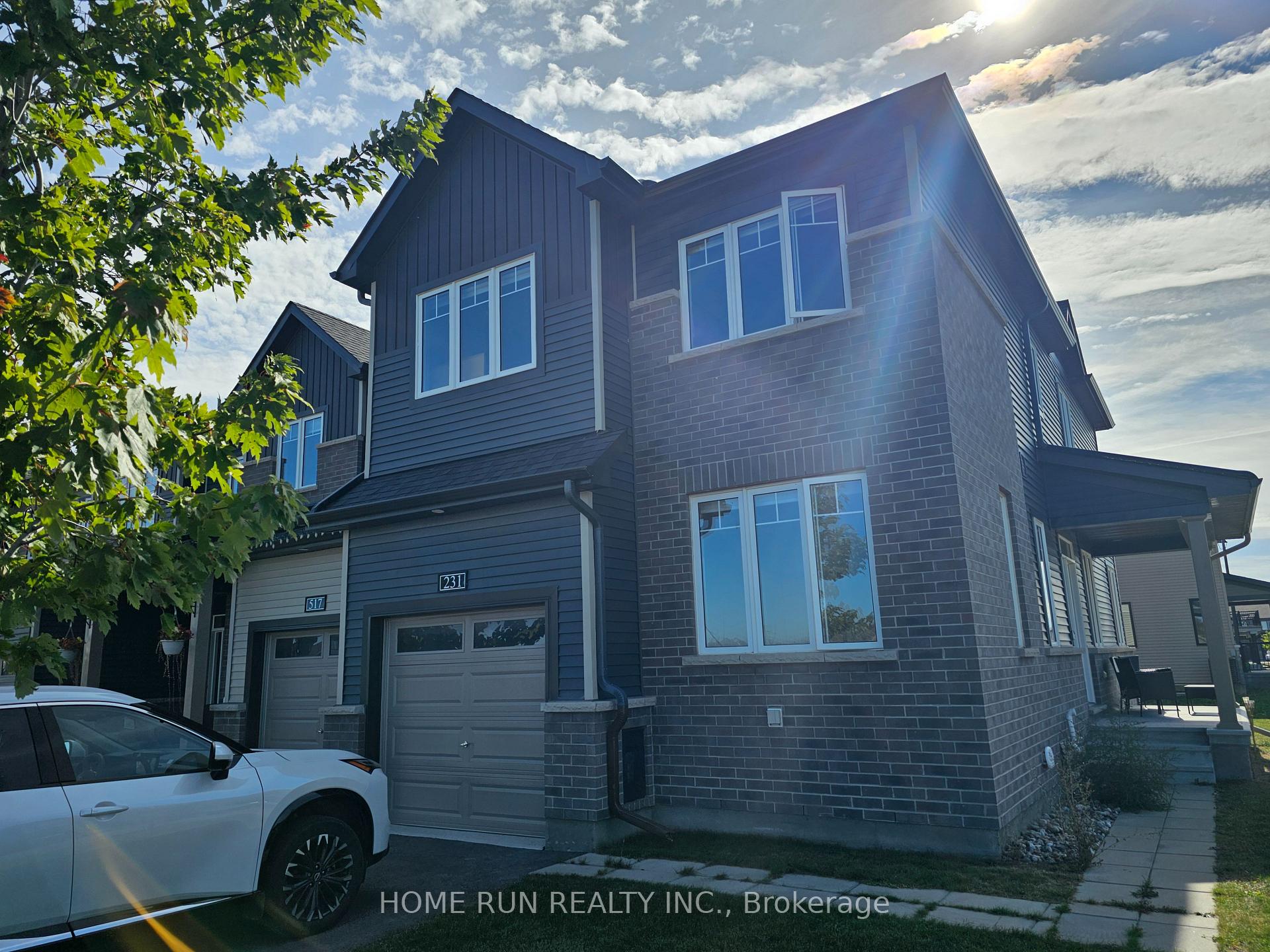 231 Tullaghan Heights, Ottawa 2