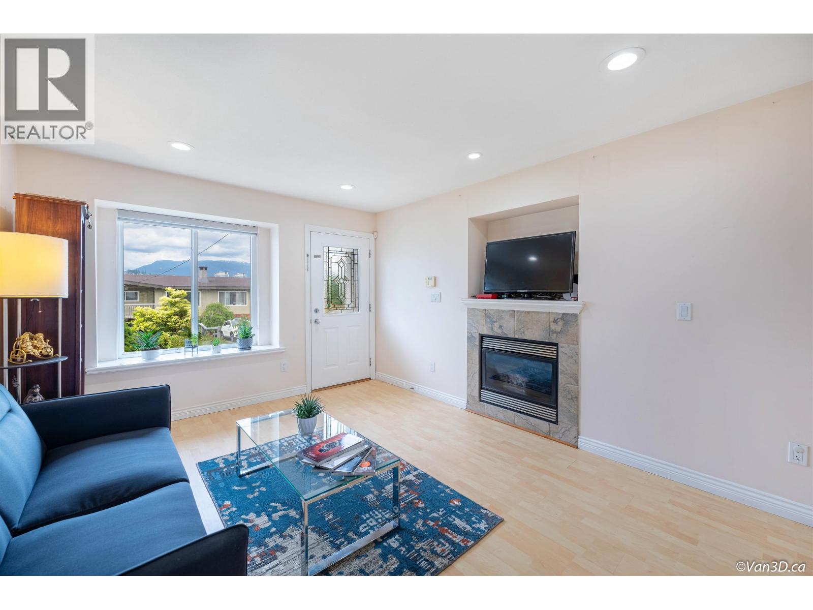 5422 NORFOLK STREET, Burnaby 3