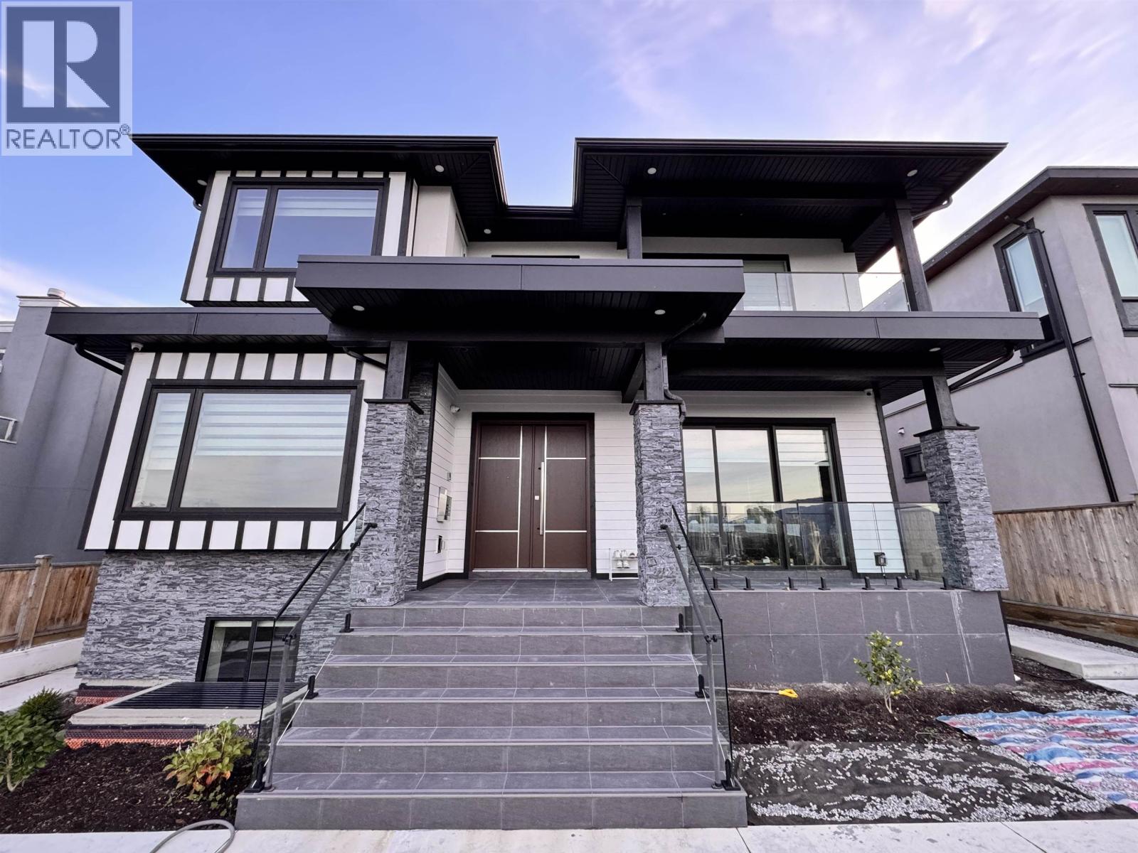 B1 4018 NITHSDALE STREET, Burnaby 2