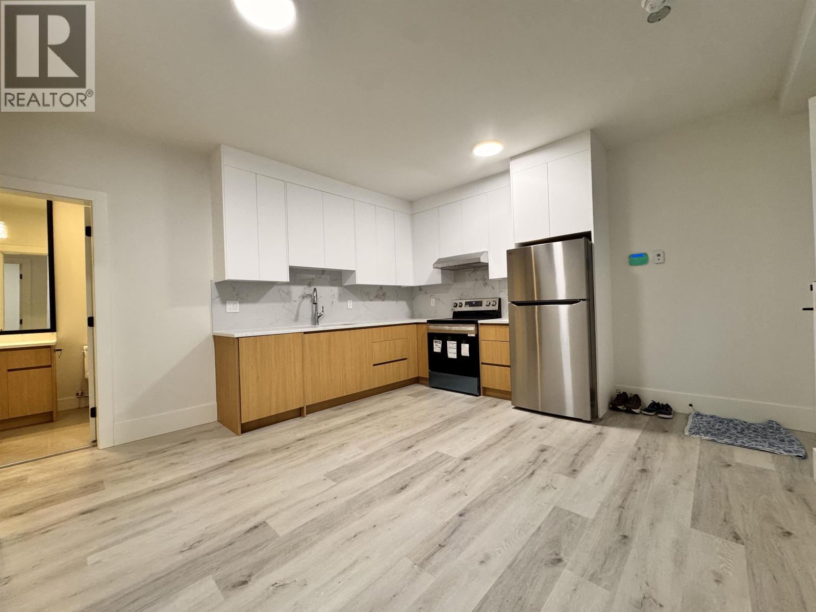 B1 4018 NITHSDALE STREET, Burnaby 4
