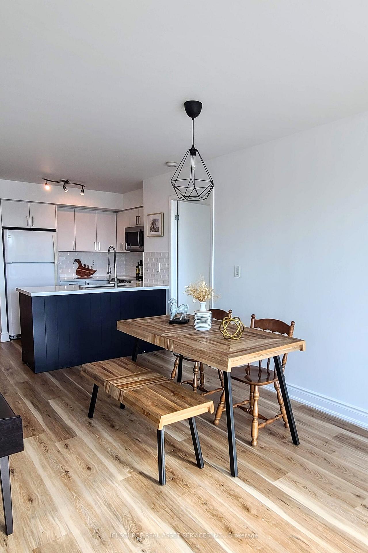 611 - 219 Fort York Boulevard, Toronto 3