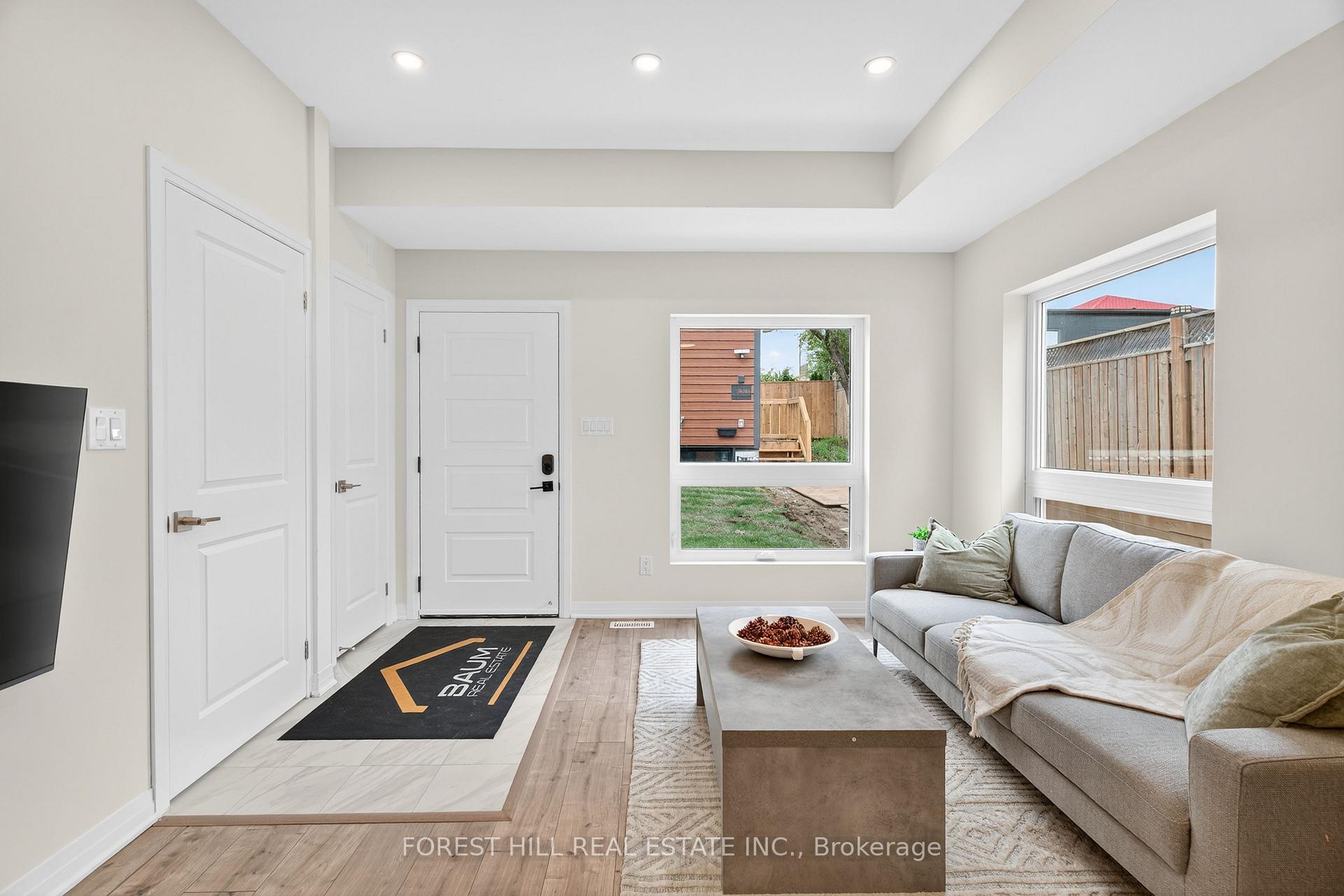 A - 12 SMALLWOOD Drive, Toronto 2