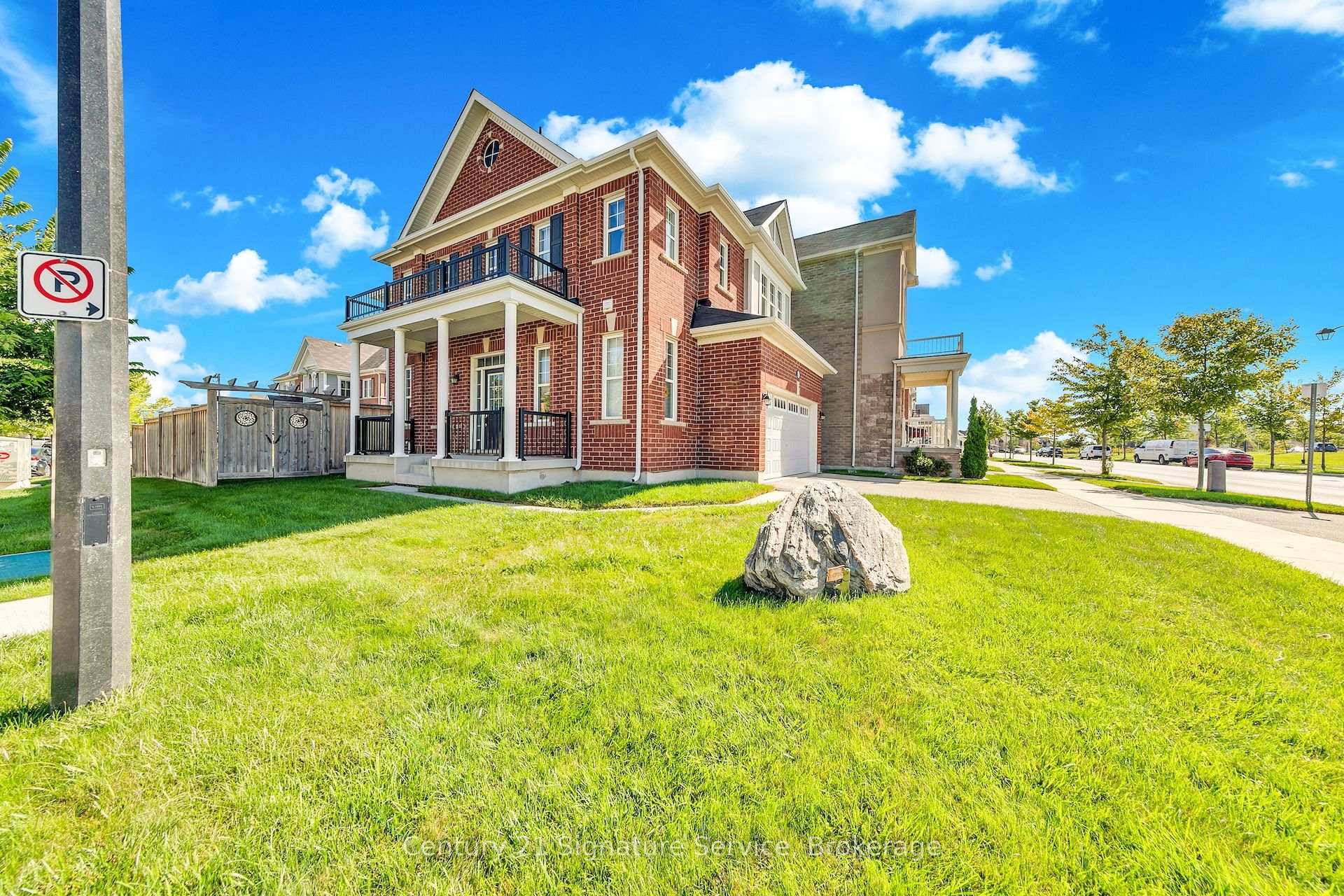 1369 Leger Way Milton Ontario Canada Sale residential Joaette Young Century 21 Signature Service
